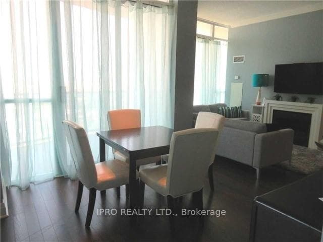 70 Absolute Avenue Unit 3007 photo 5