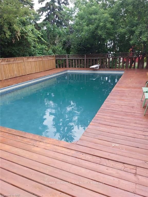 19 FAIRBURN Avenue photo 33