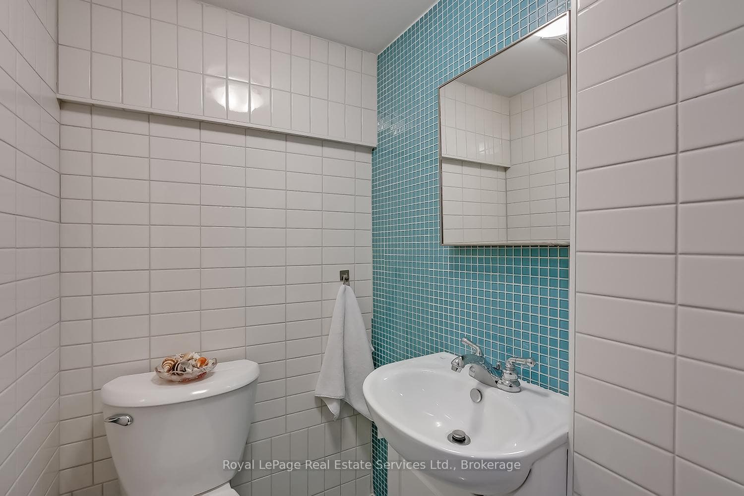 5447 Freshwater Drive photo 41