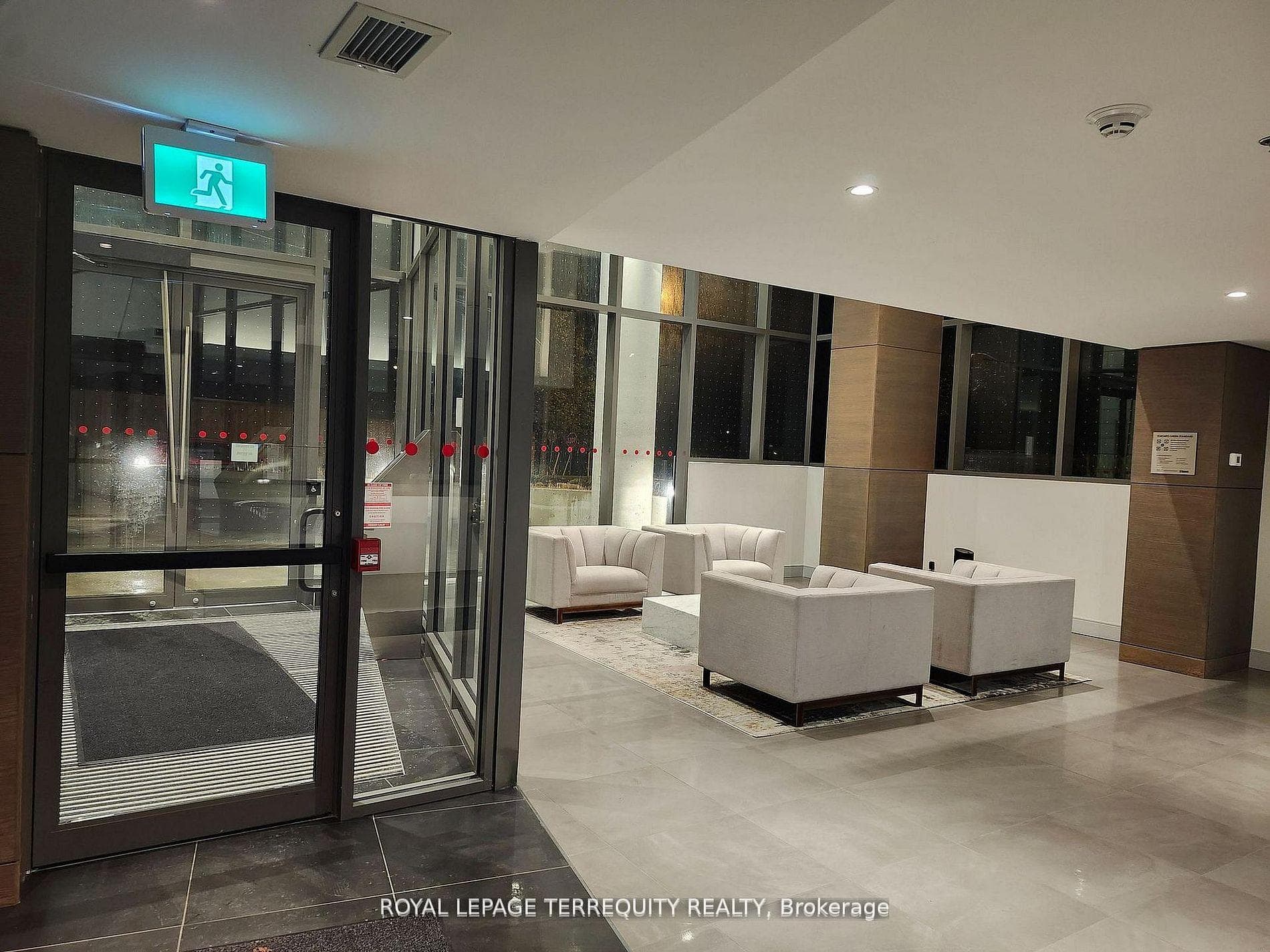 90 Glen Everest Road Unit 710 photo 2