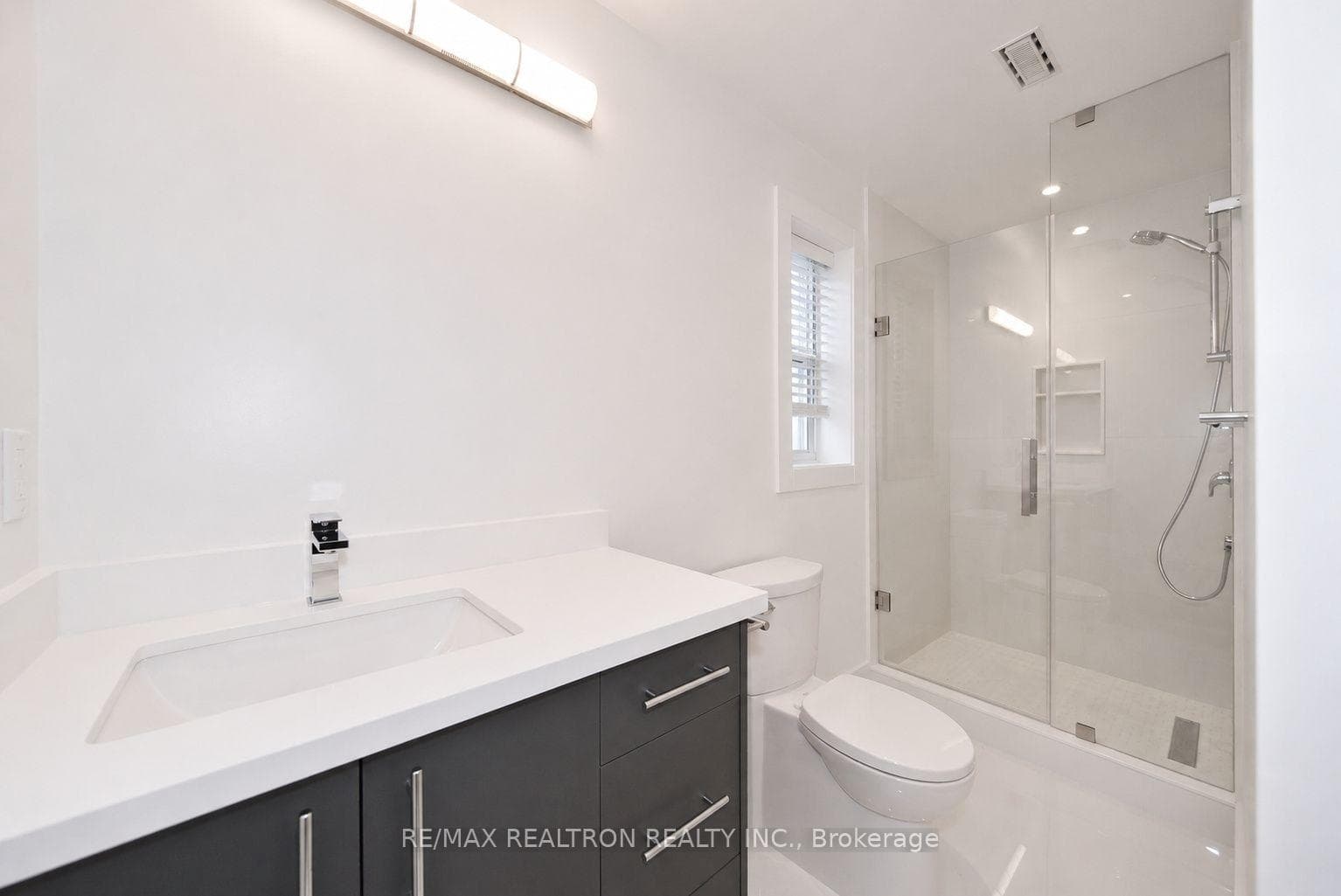 230 Boon Avenue Unit 5 photo 22