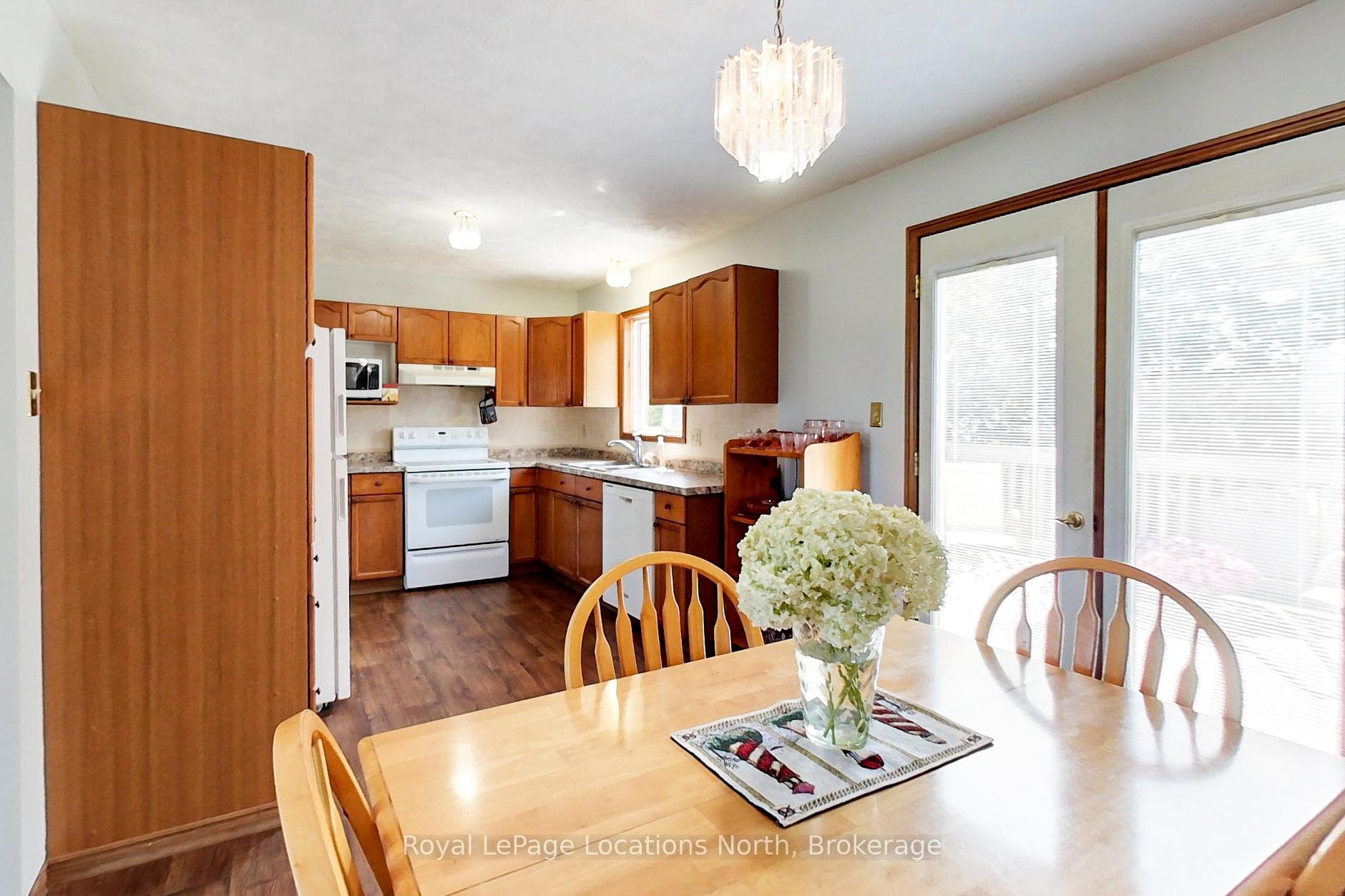 7 Albery Court photo 22