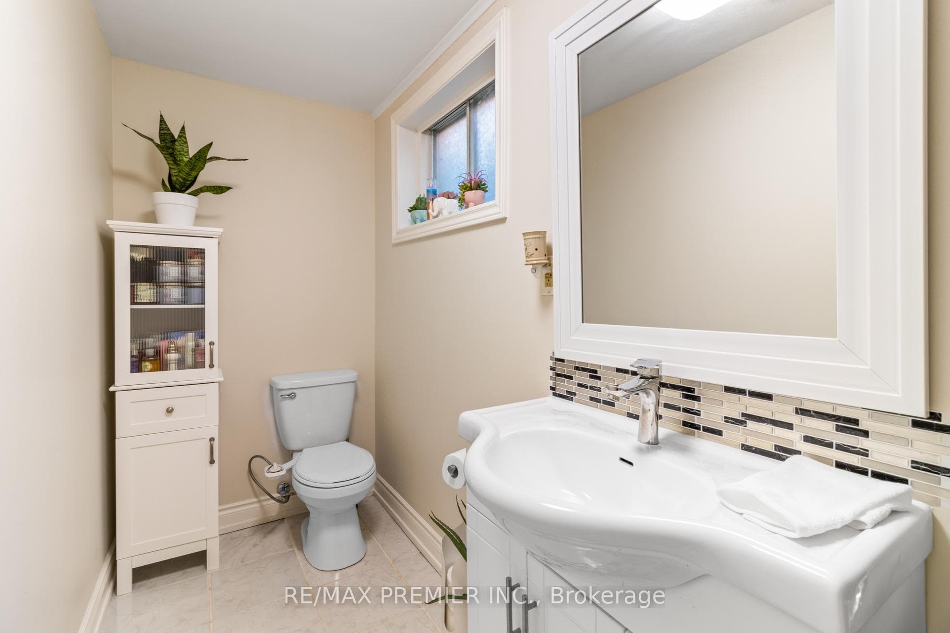 26 Ecclestone Drive photo 36