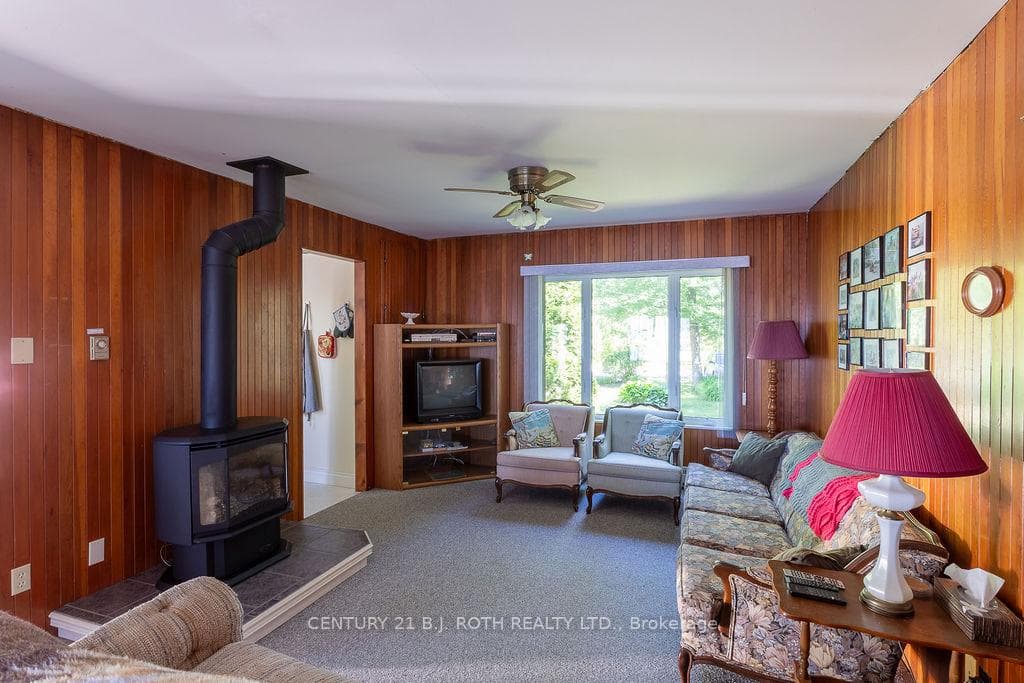 2389 Crystal Beach Road photo 27