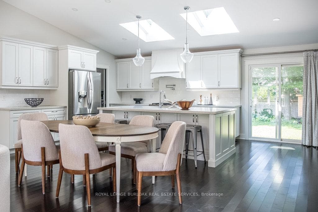 681 George Street photo 13