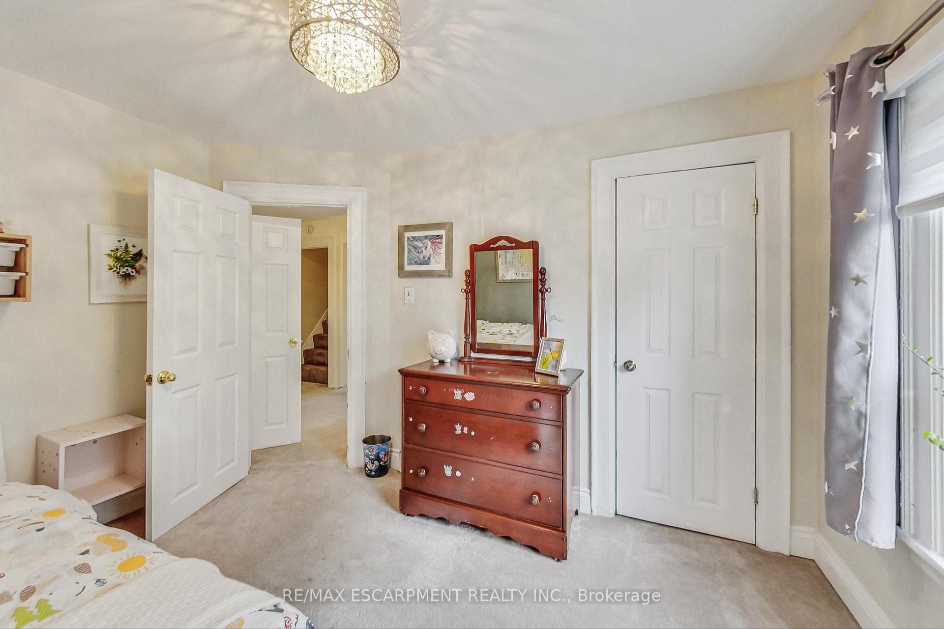 82 Ottawa Street photo 22