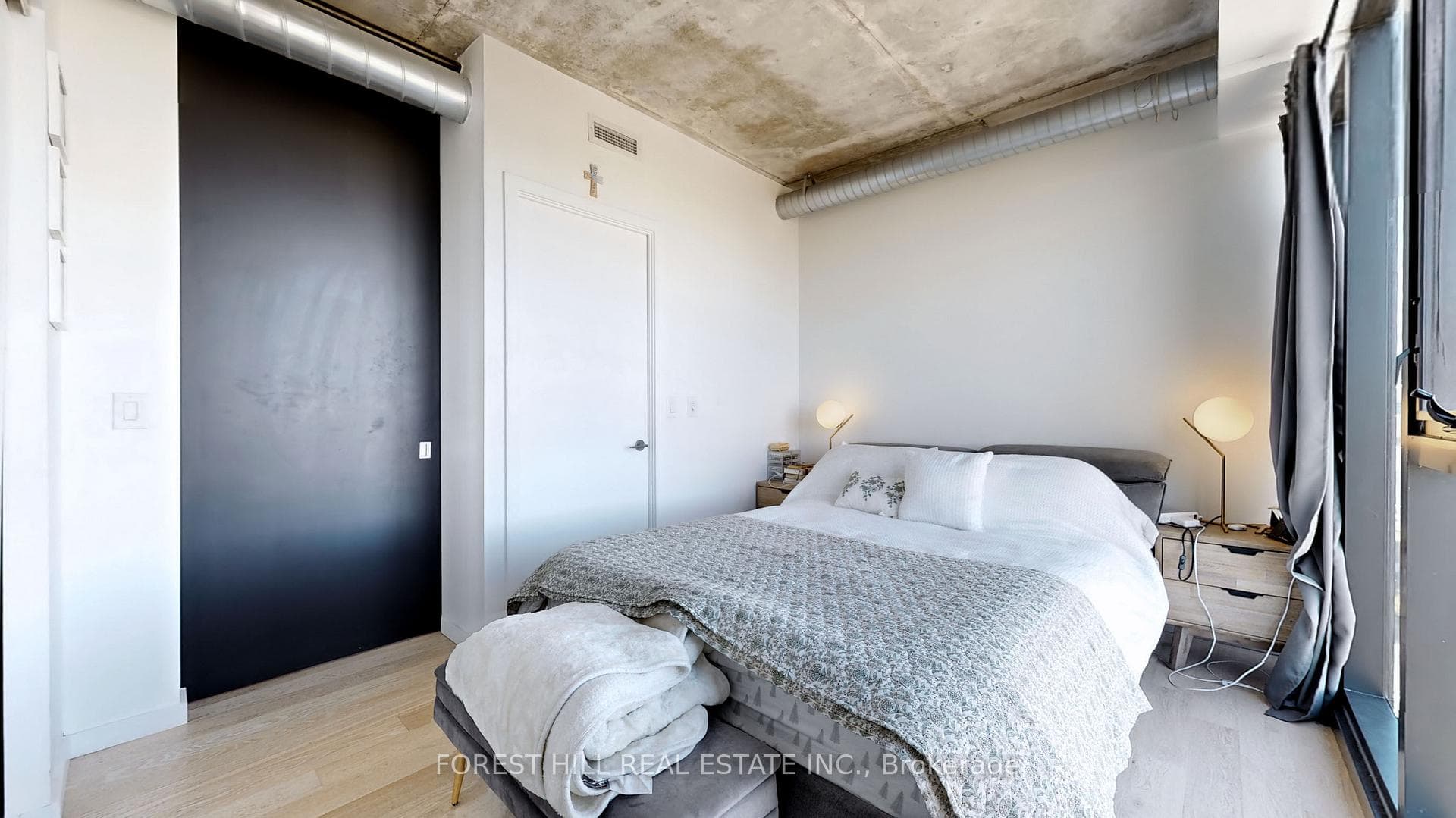 170 Bayview Avenue Unit 1407 photo 13