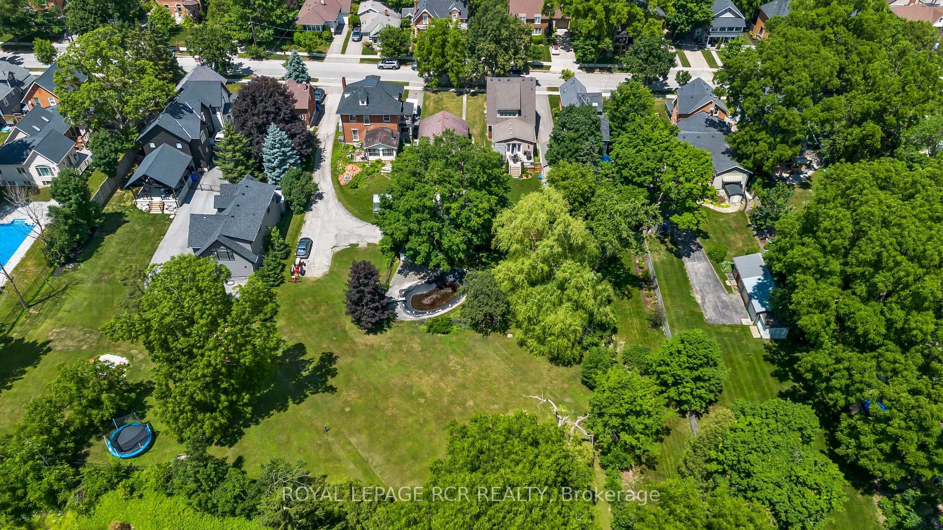9 York Street photo 43