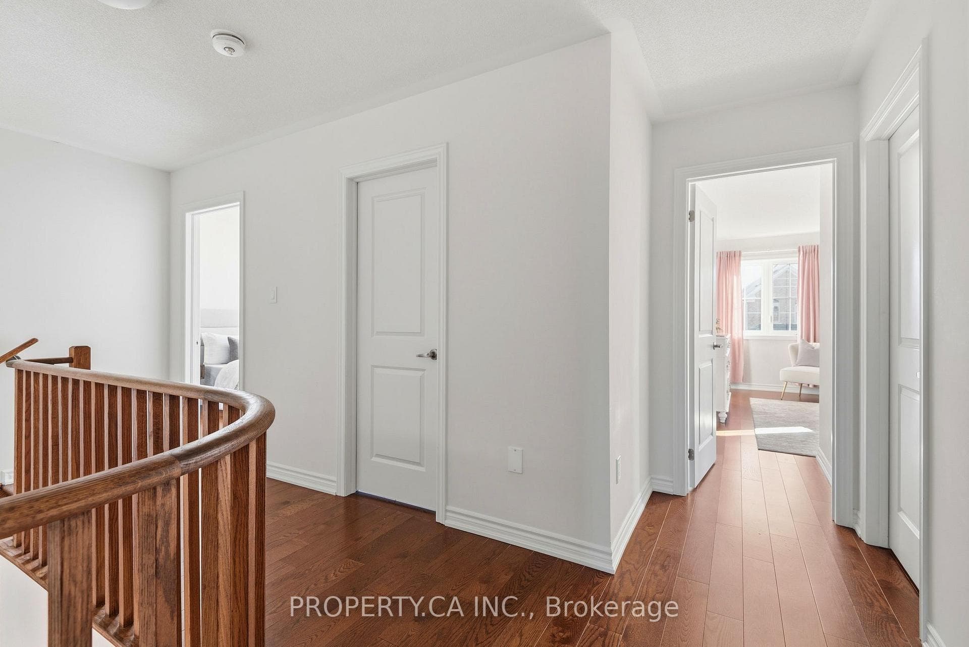 99 Auckland Drive photo 23