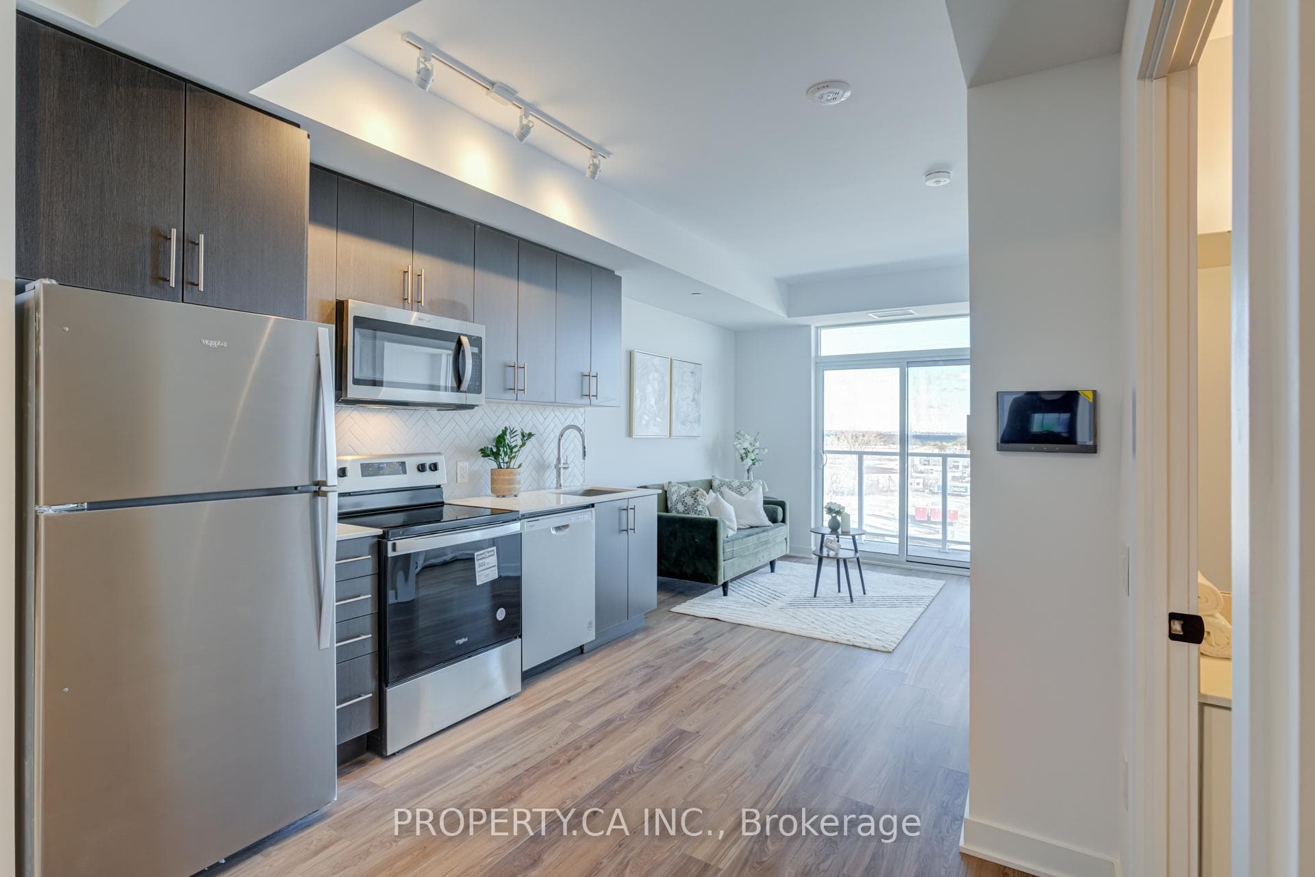 2782 Barton Street Unit 613 photo 13