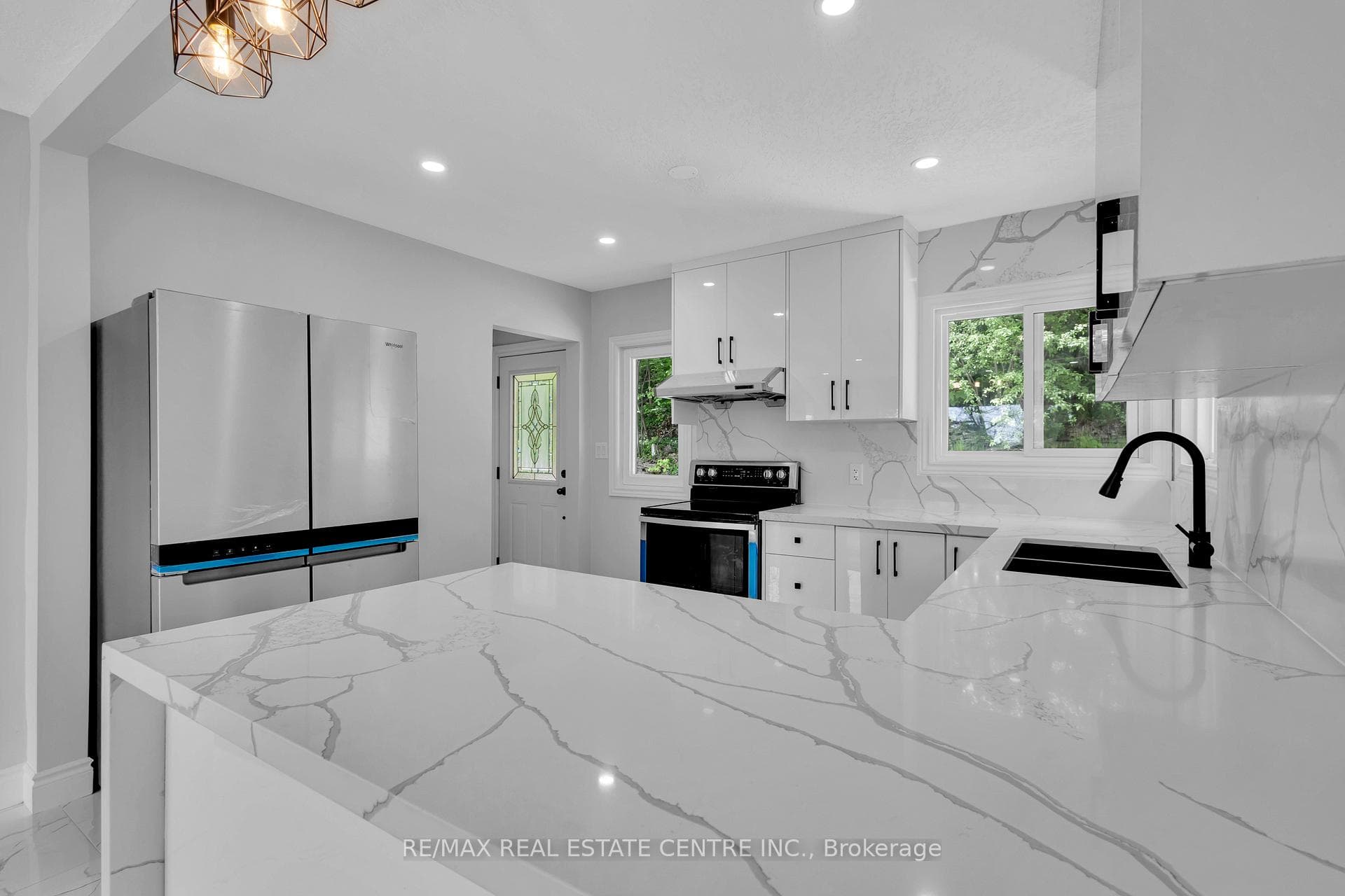 8 Dundonald Road photo 12