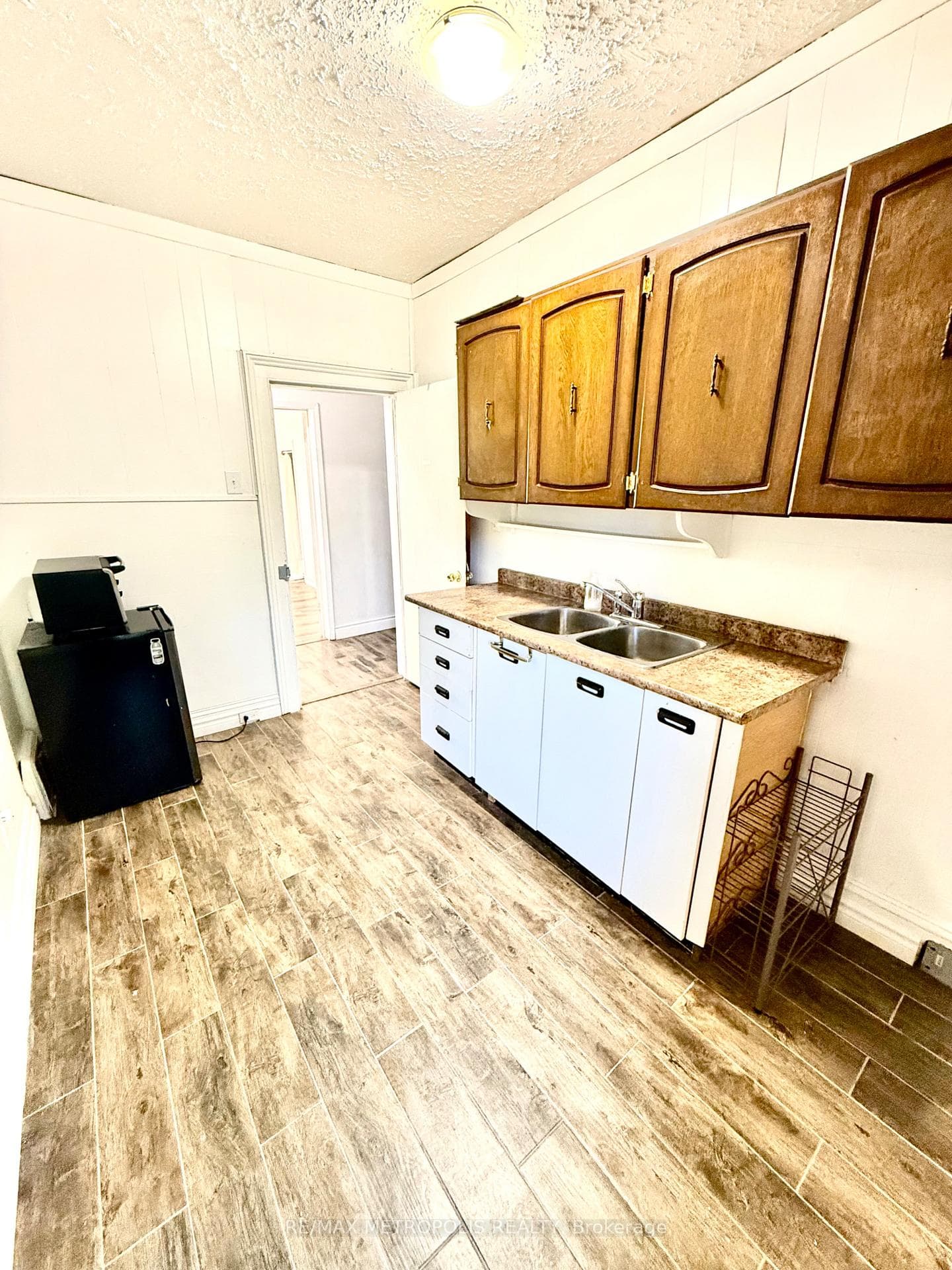 175 Celina Street photo 26
