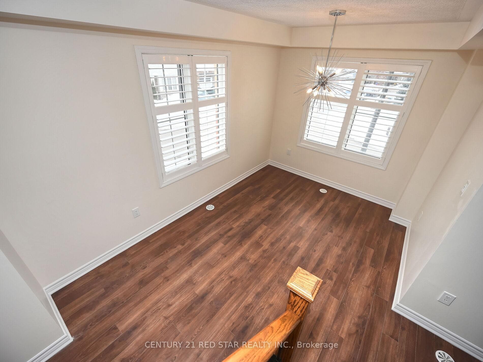 1520 Husband Place photo 23