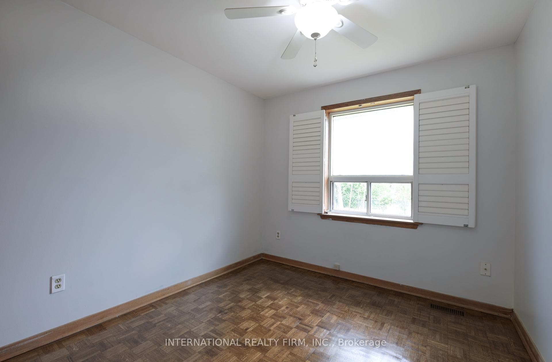 924 Glencairn Avenue photo 9