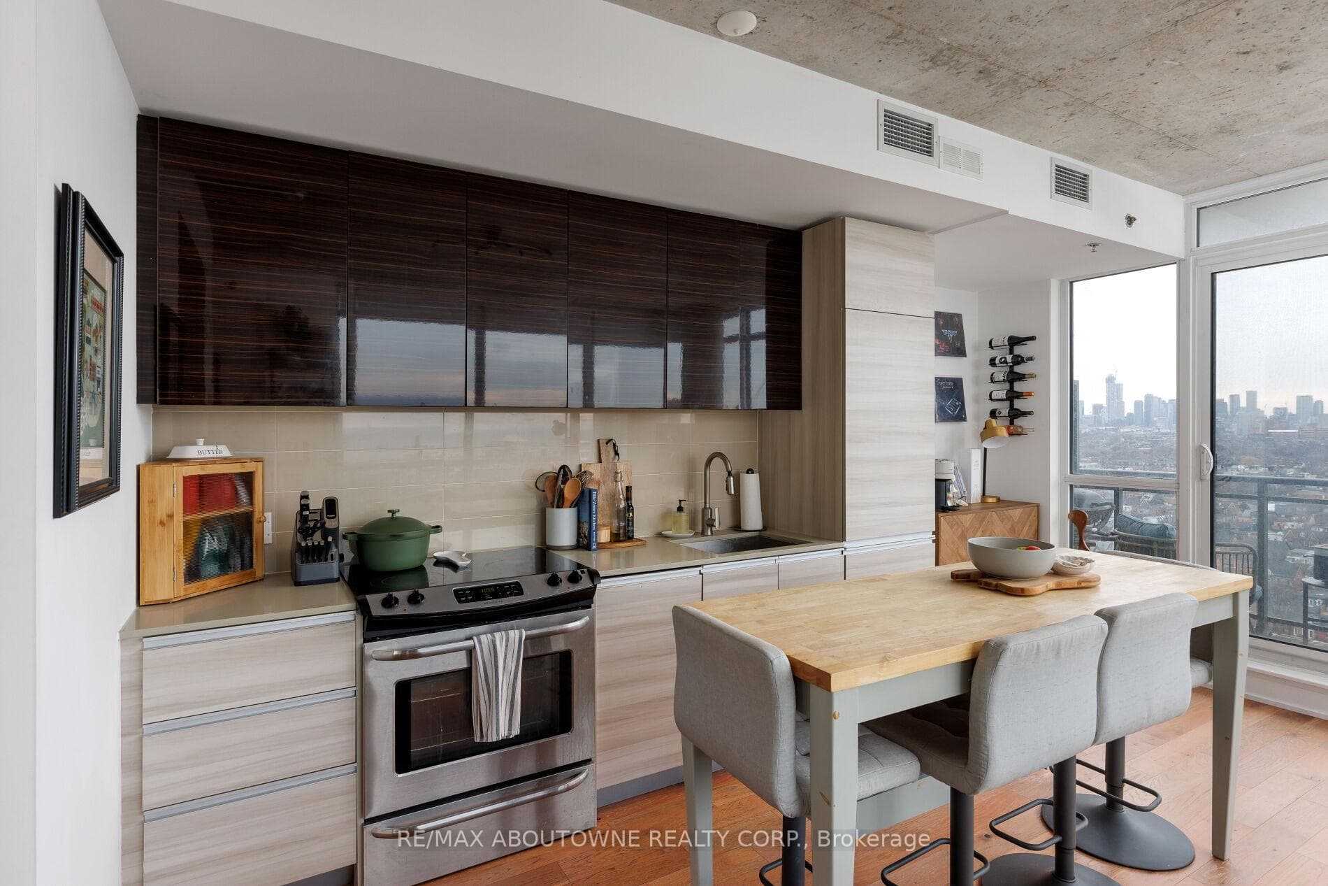 20 Minowan Miikan Lane Unit 1804 photo 16