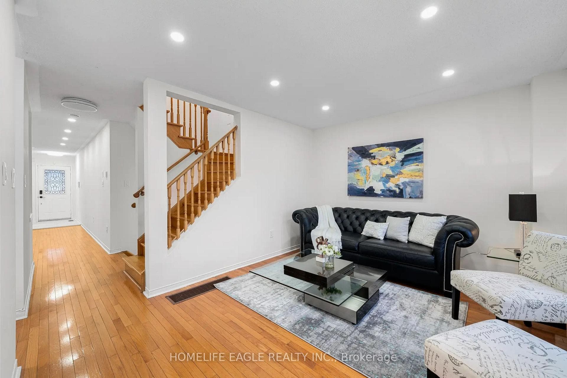 24 Ridgefield Court photo 4