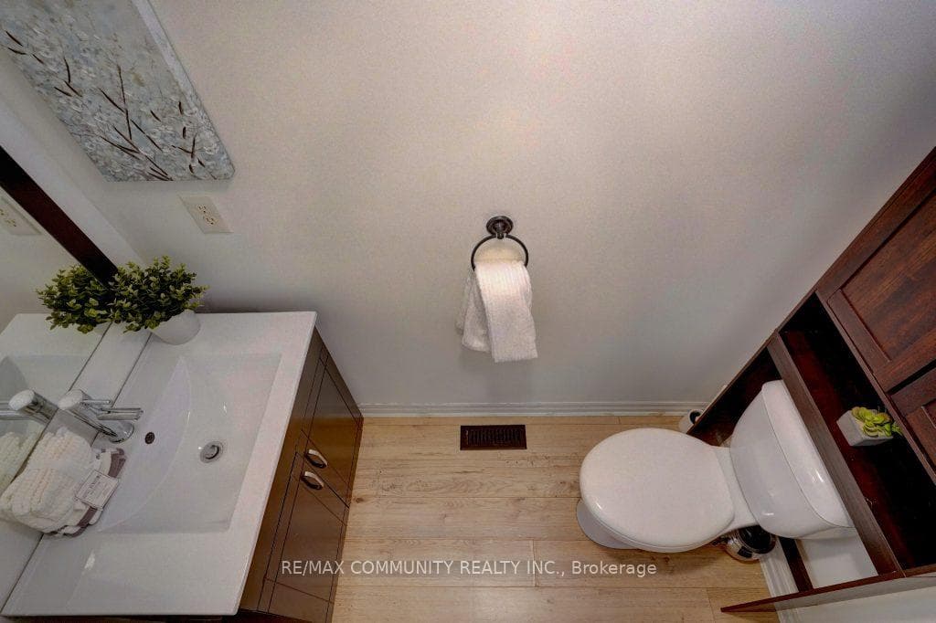 67 Smales Drive photo 17