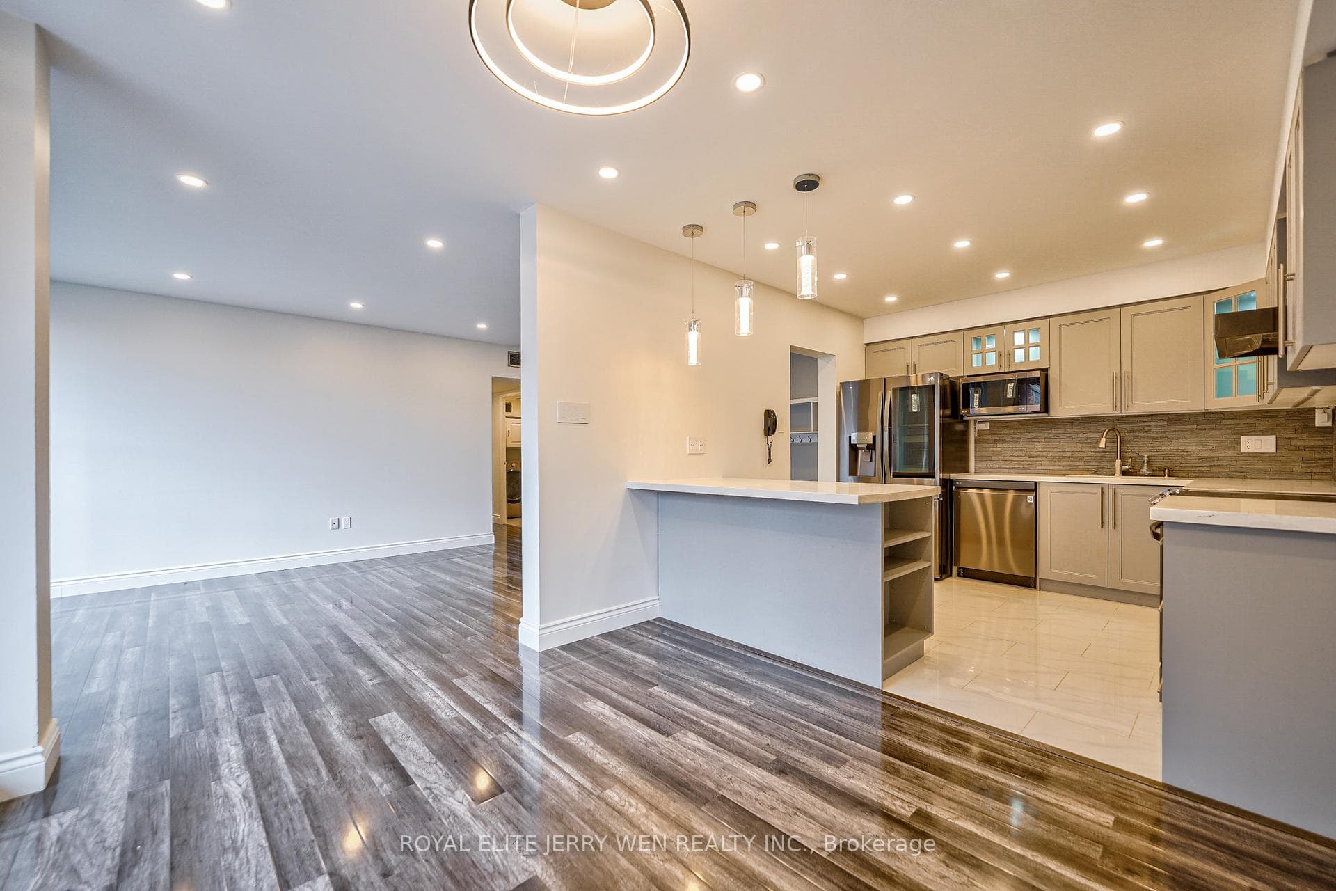 1701 Mccowan Road Unit 302 photo 11