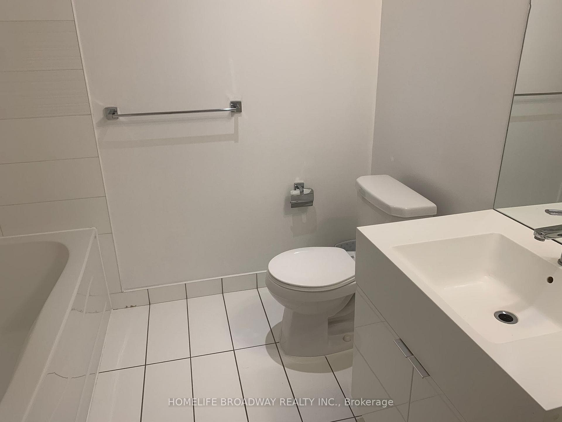 15 Iceboat Terrace Unit 640 photo 18