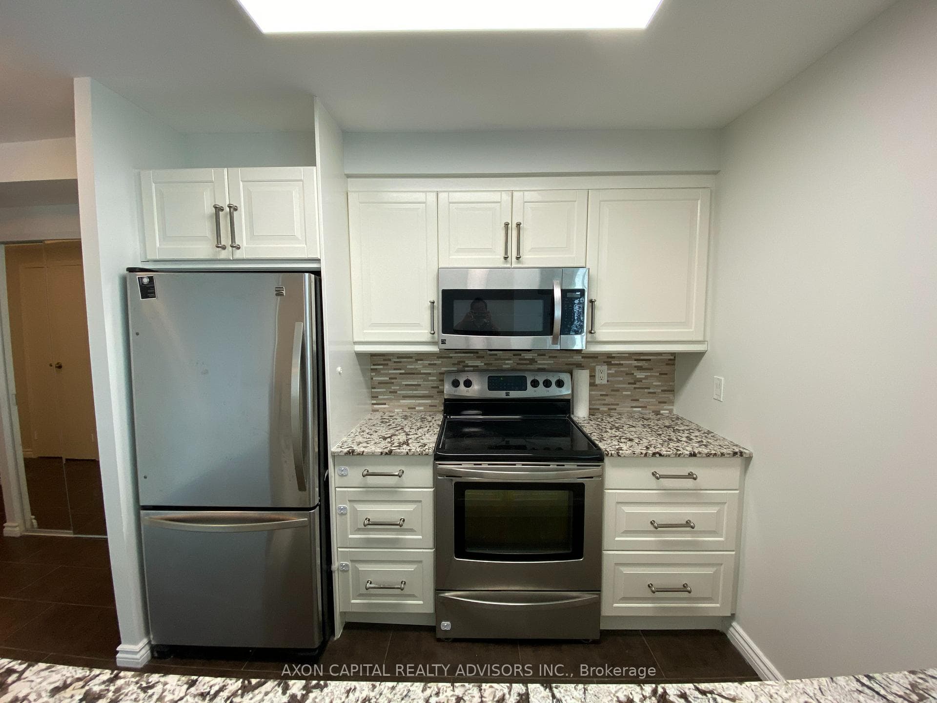 10 Yonge Street Unit 3207 photo 5
