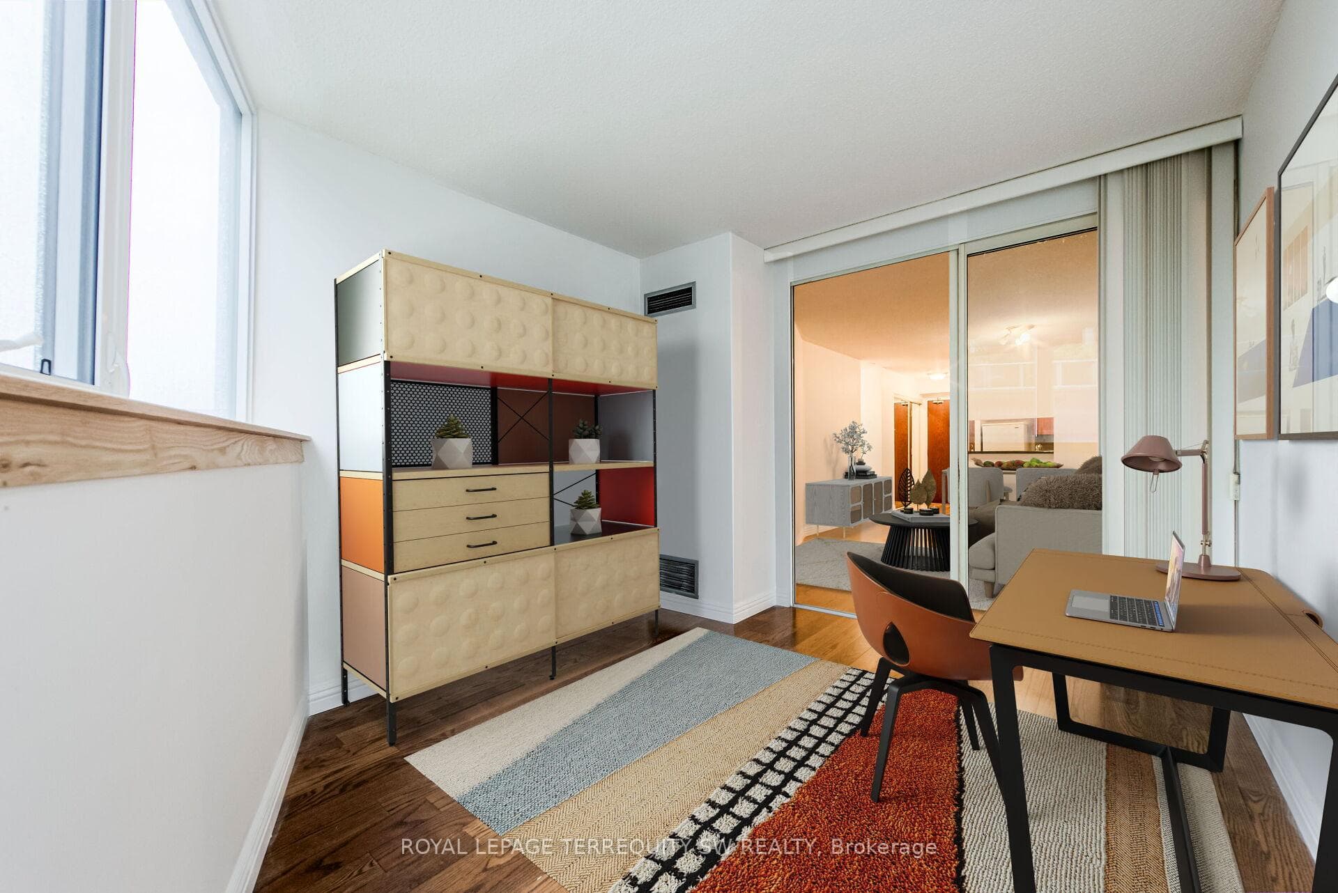 1055 Bay Street Unit 407 photo 6