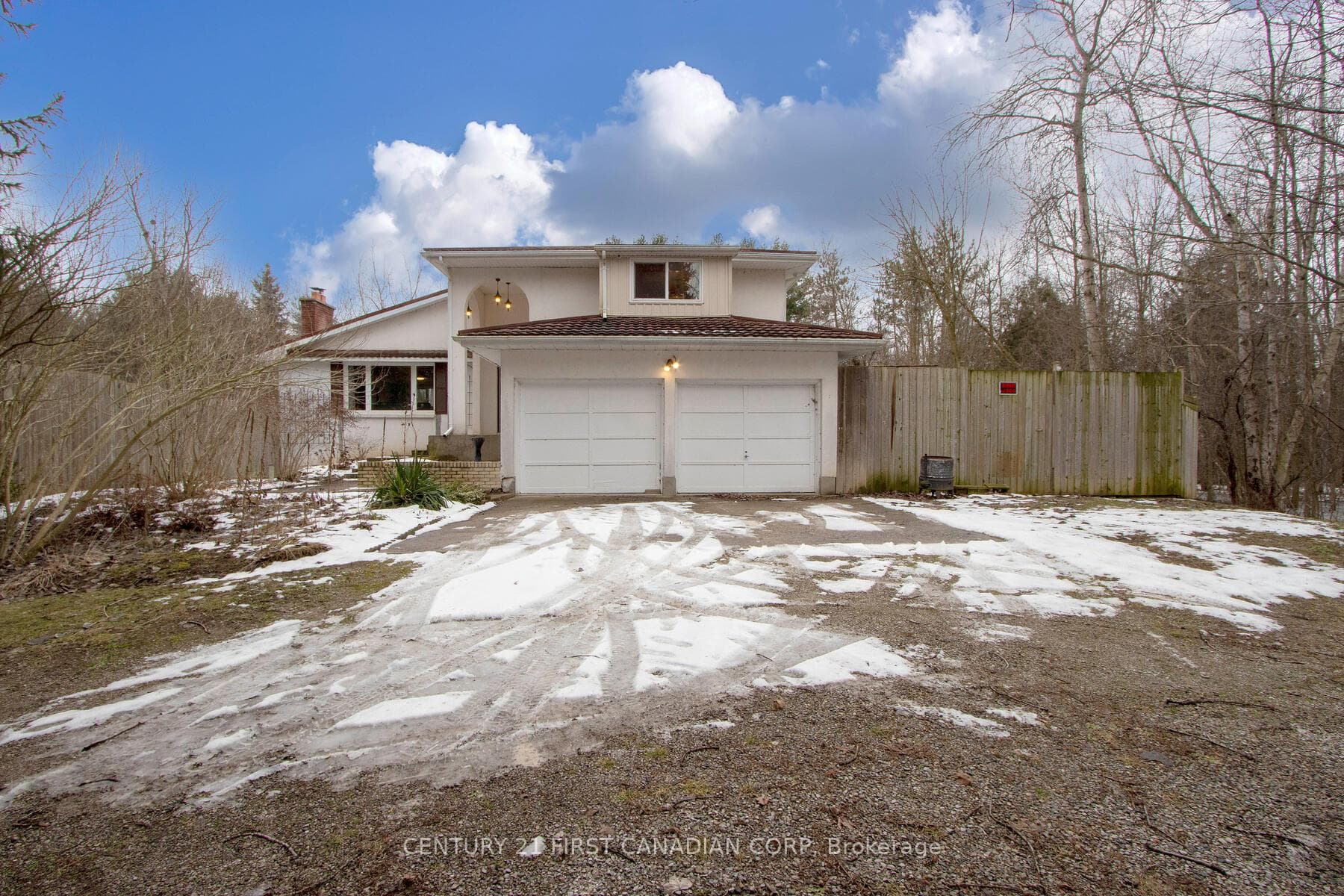 1835 Mark Settlement Drive photo 2