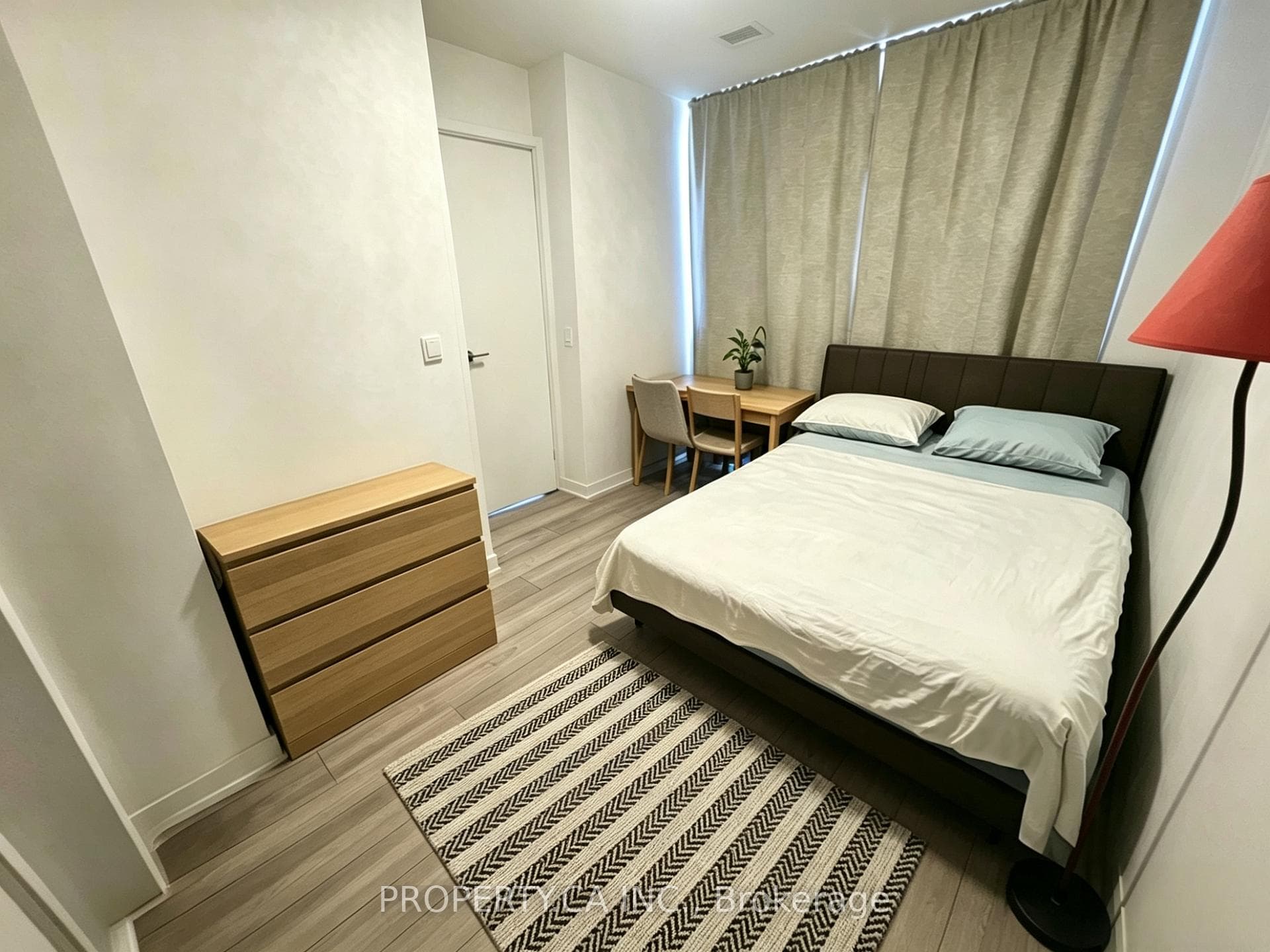 8 Tippett Road Unit 619 photo 4