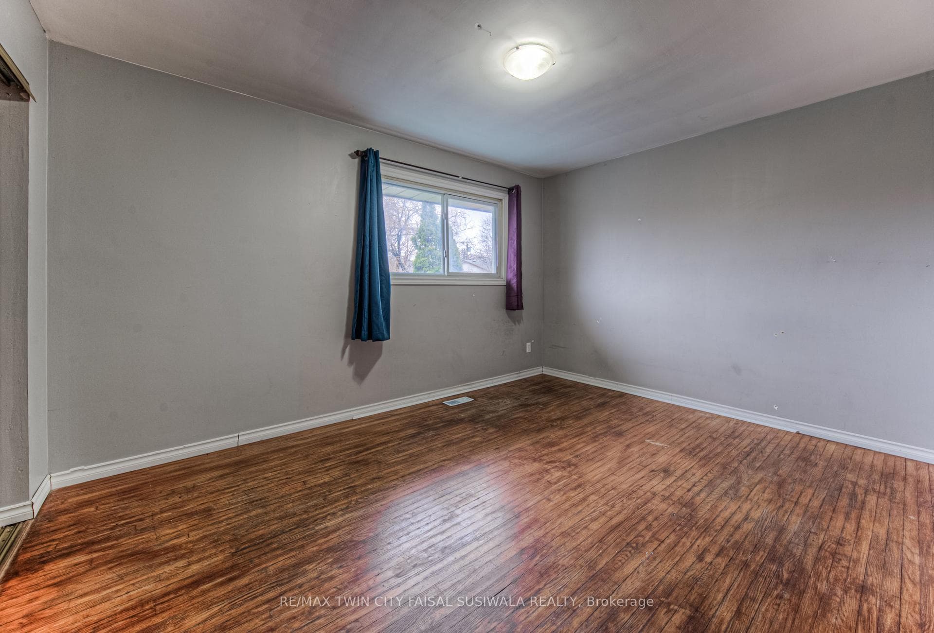 179 Fergus Avenue photo 21