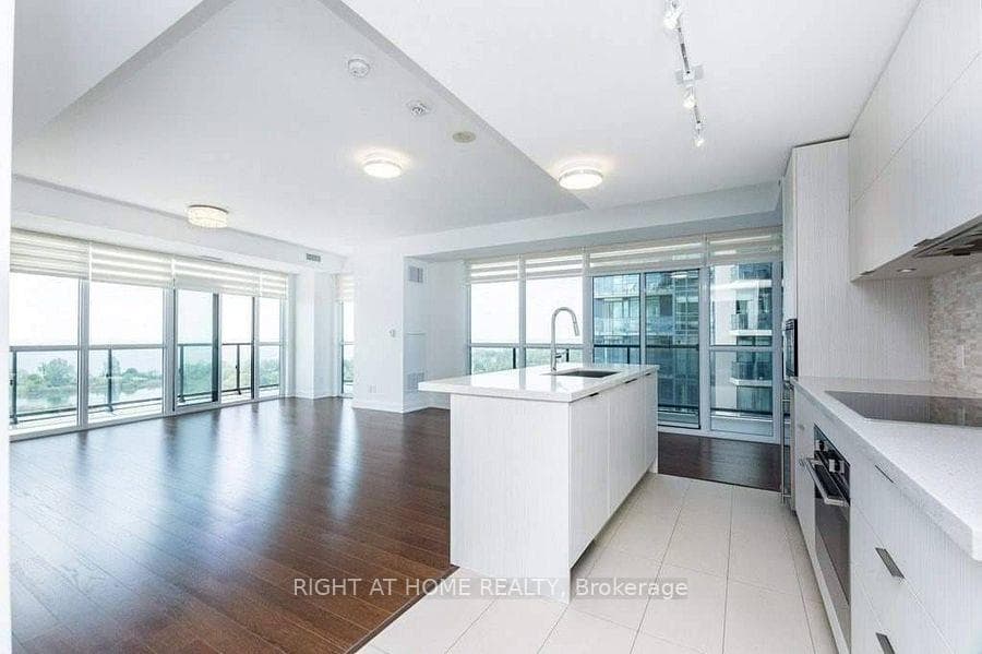 110 Marine Parade Drive Unit 1003 photo 7