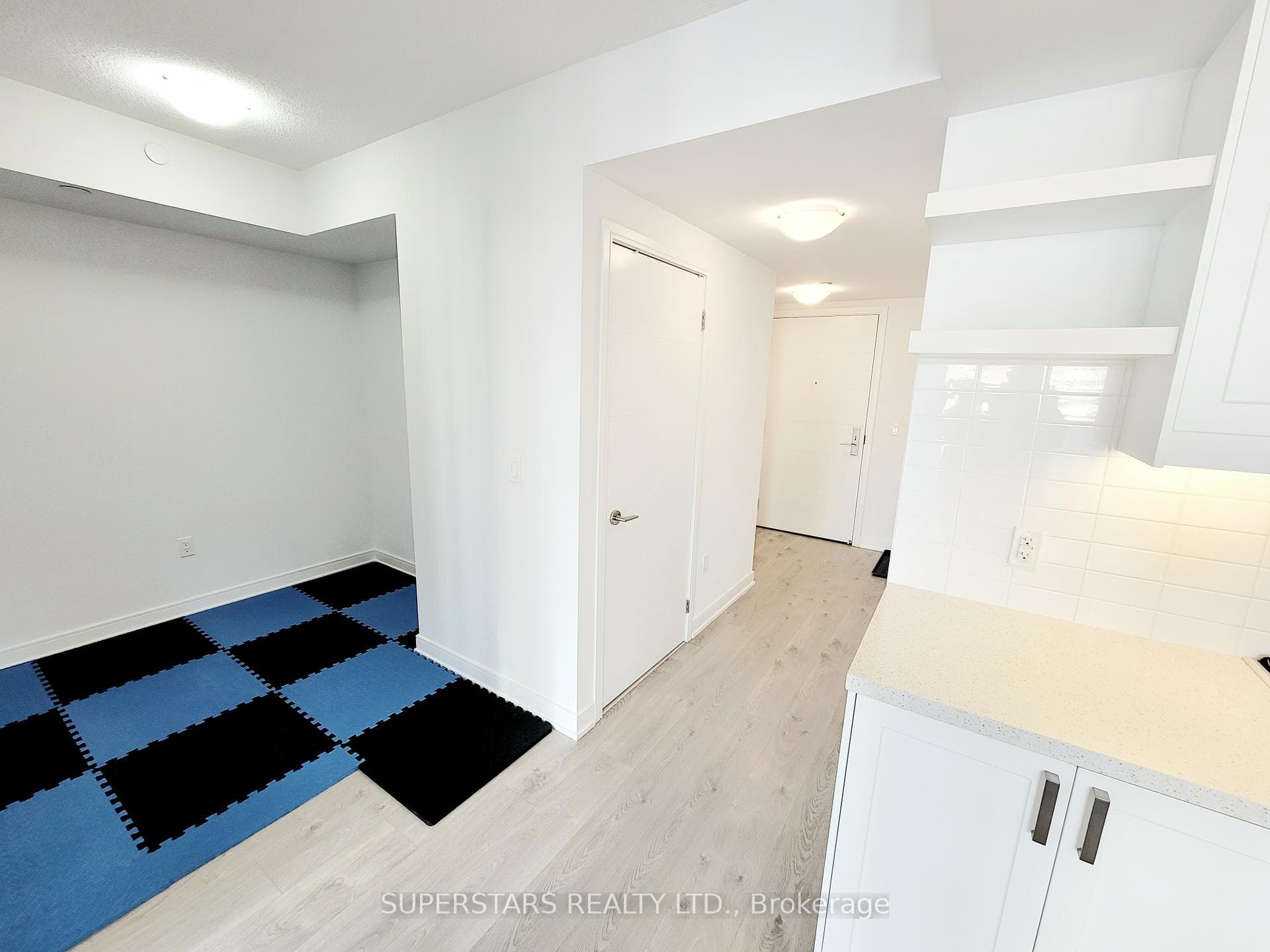 50 Wellesley Street Unit 1803 photo 11