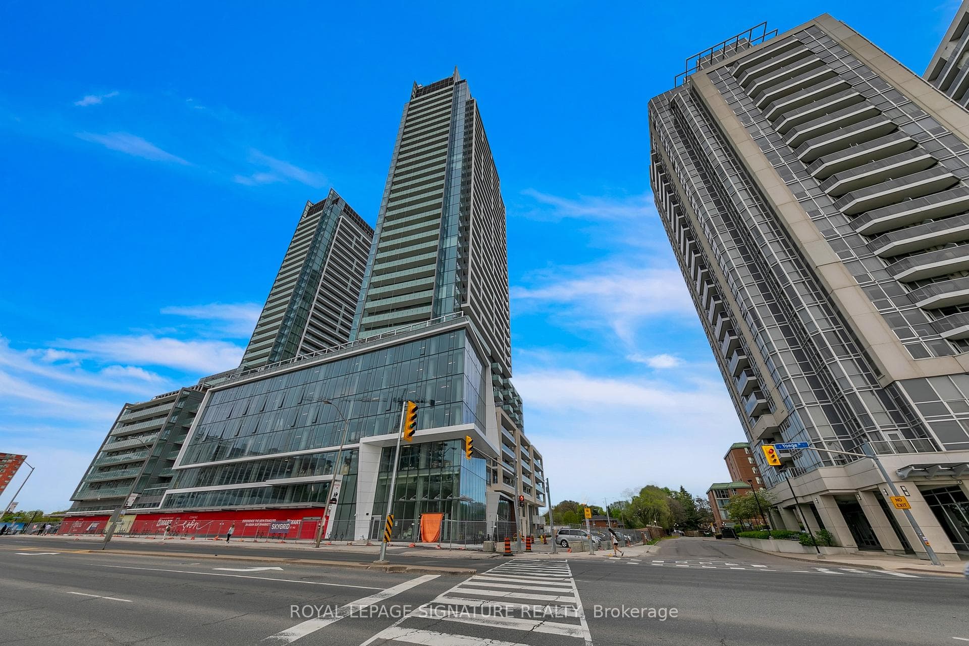 8 Olympic Garden Drive Unit S2902 photo 1