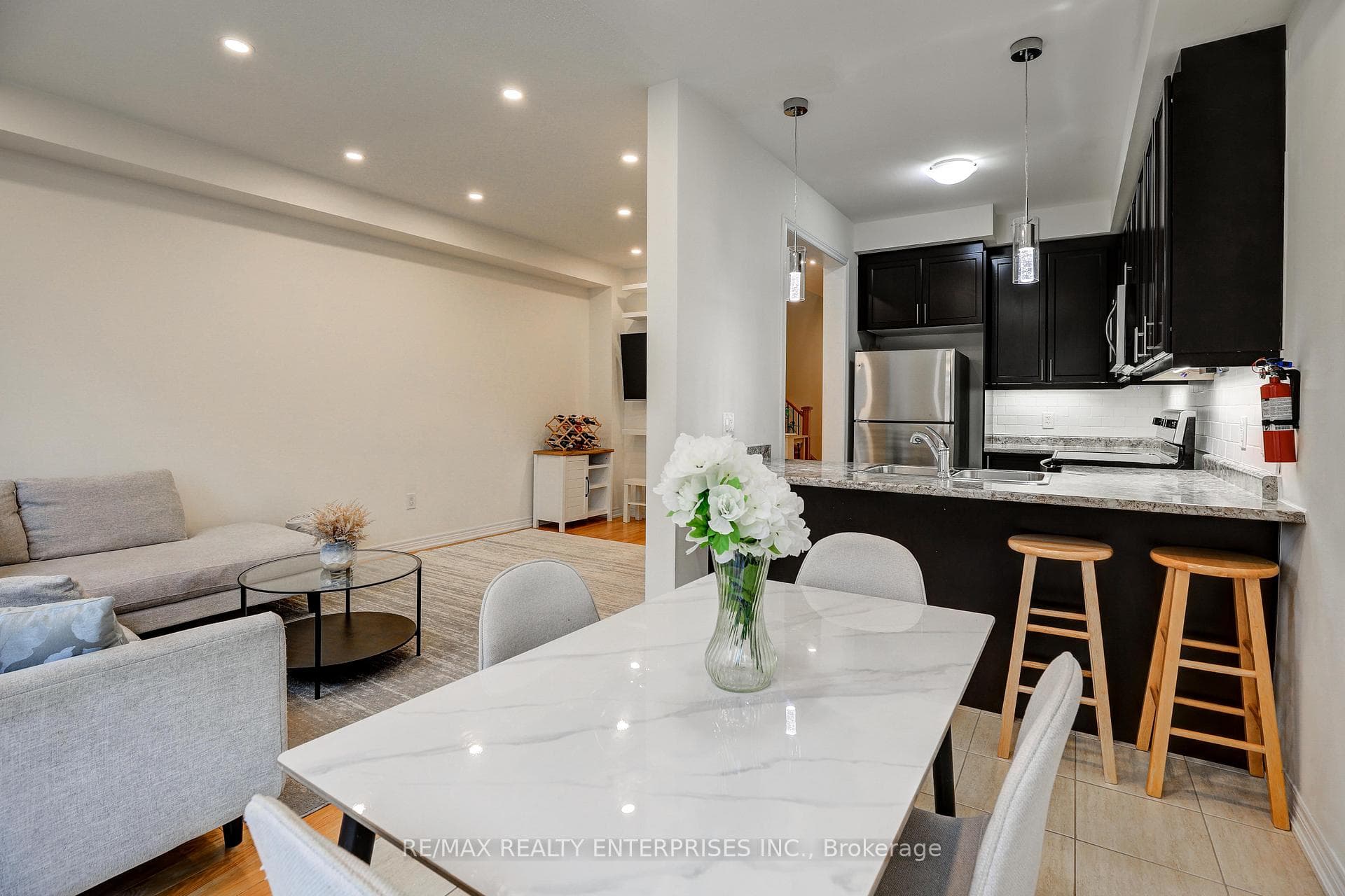 51 Davenfield Circle photo 16