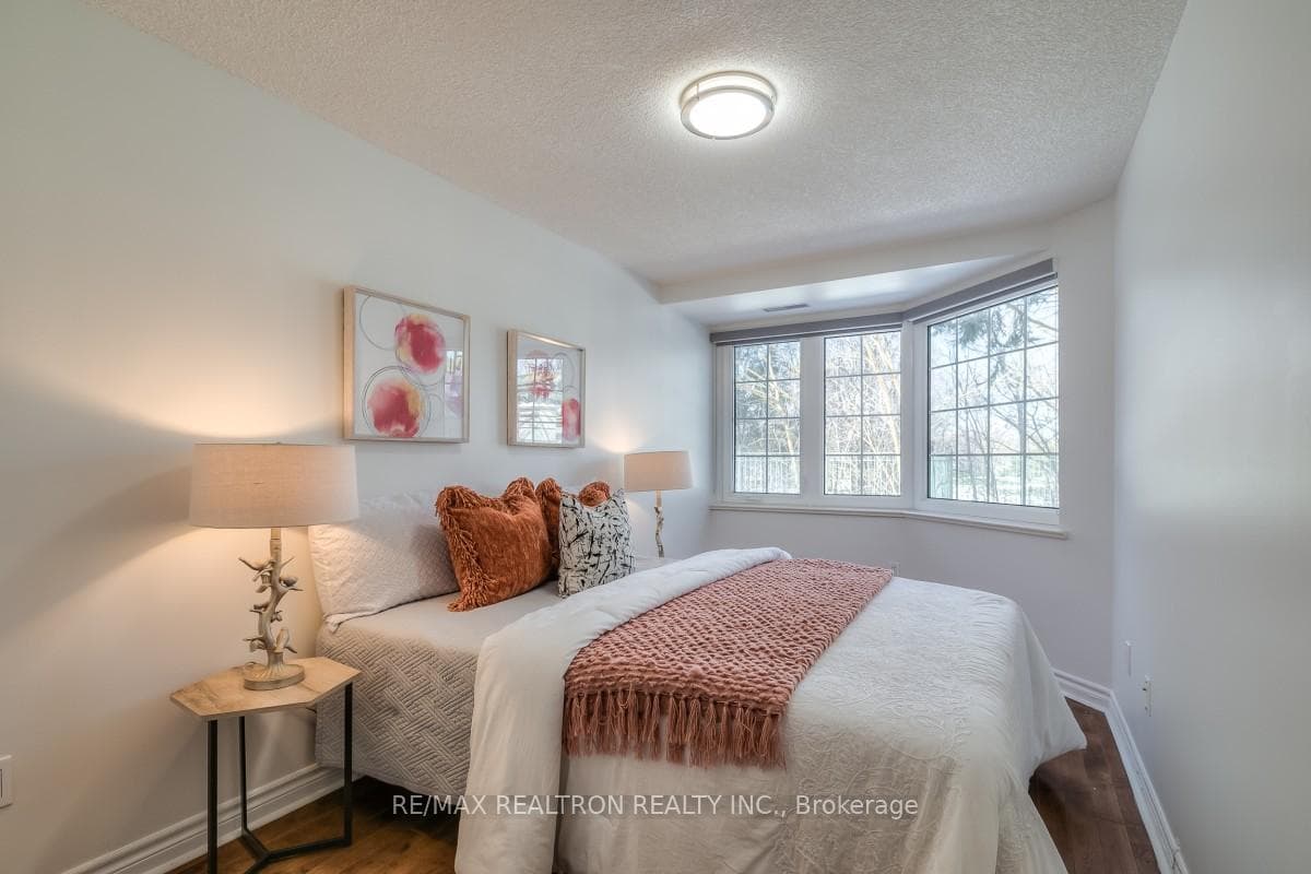 188 Bonis Avenue Unit 314 photo 20