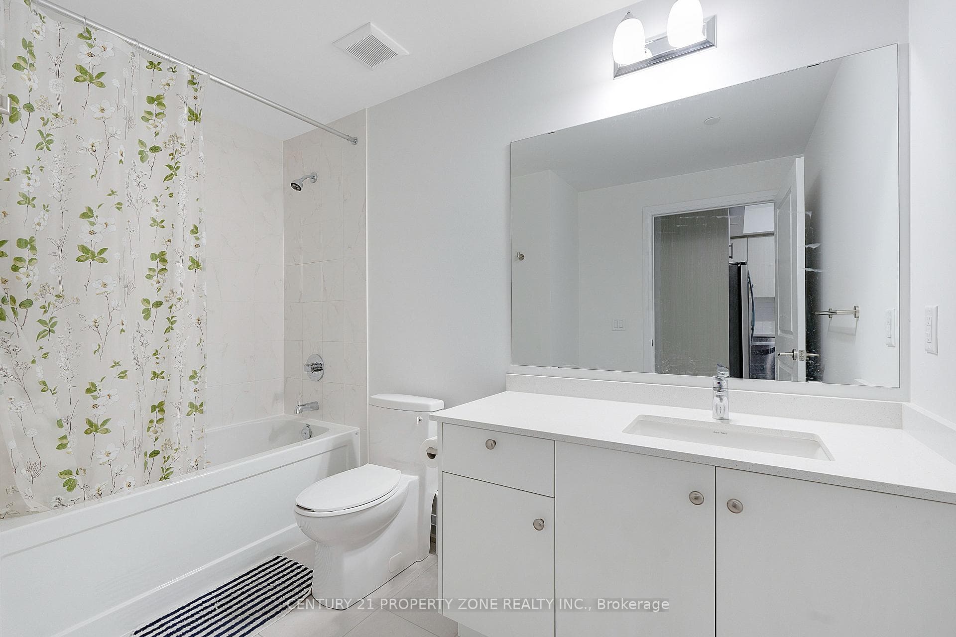 85 Attmar Drive Unit 226 photo 12