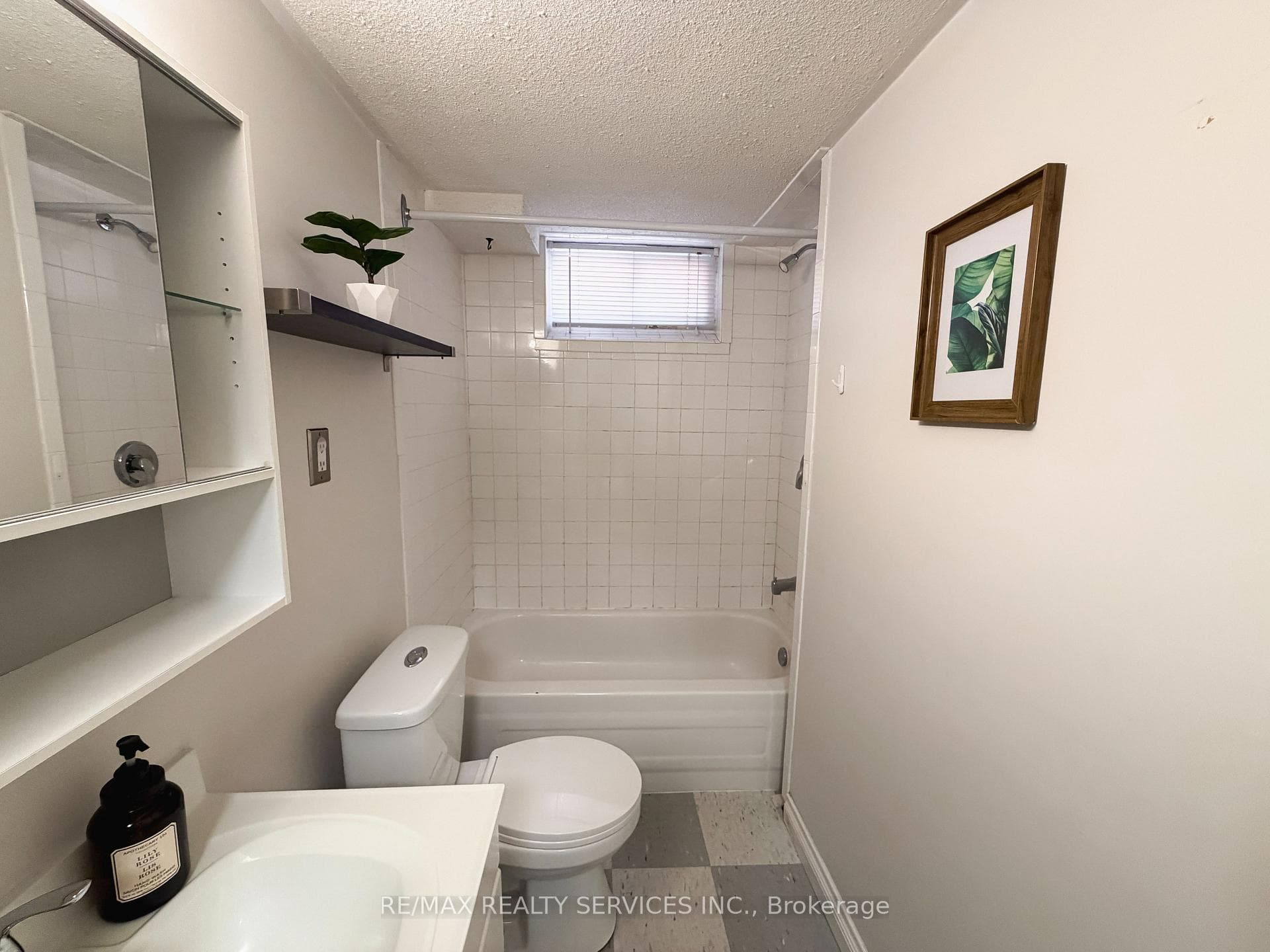 238 Laurier Avenue photo 18