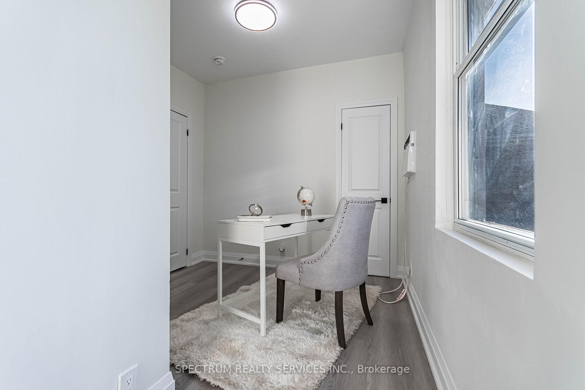 135 East Avenue photo 38