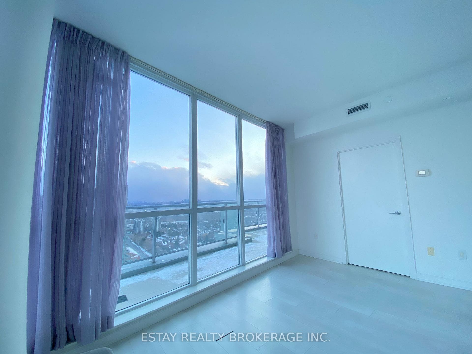 62 Forest Manor Road Unit 2303 photo 10
