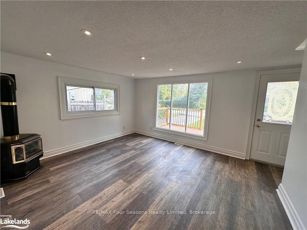 30 64TH Street photo 15