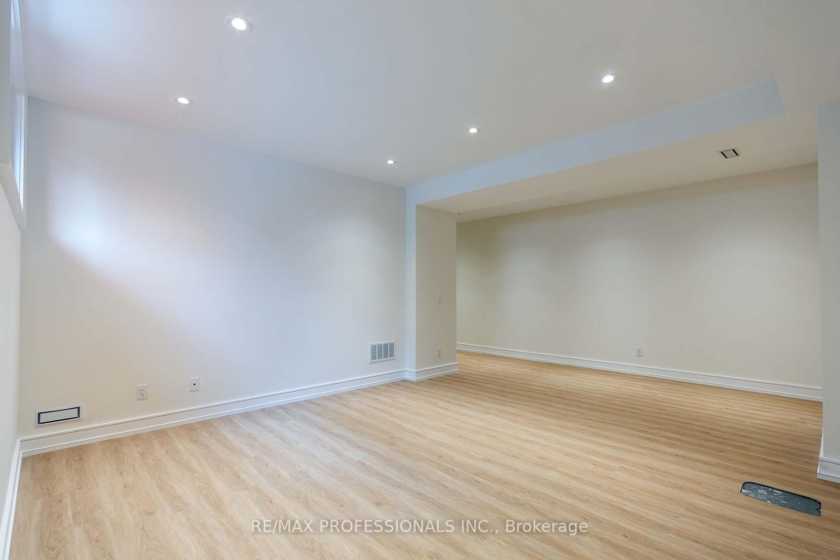 18 Fairholme Avenue photo 31
