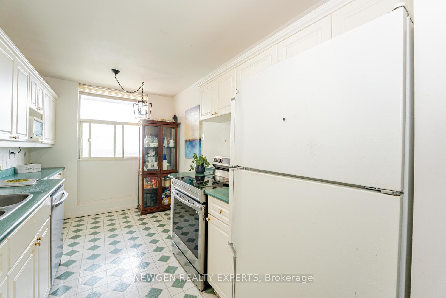 44 Falby Court Unit 1203 photo 20