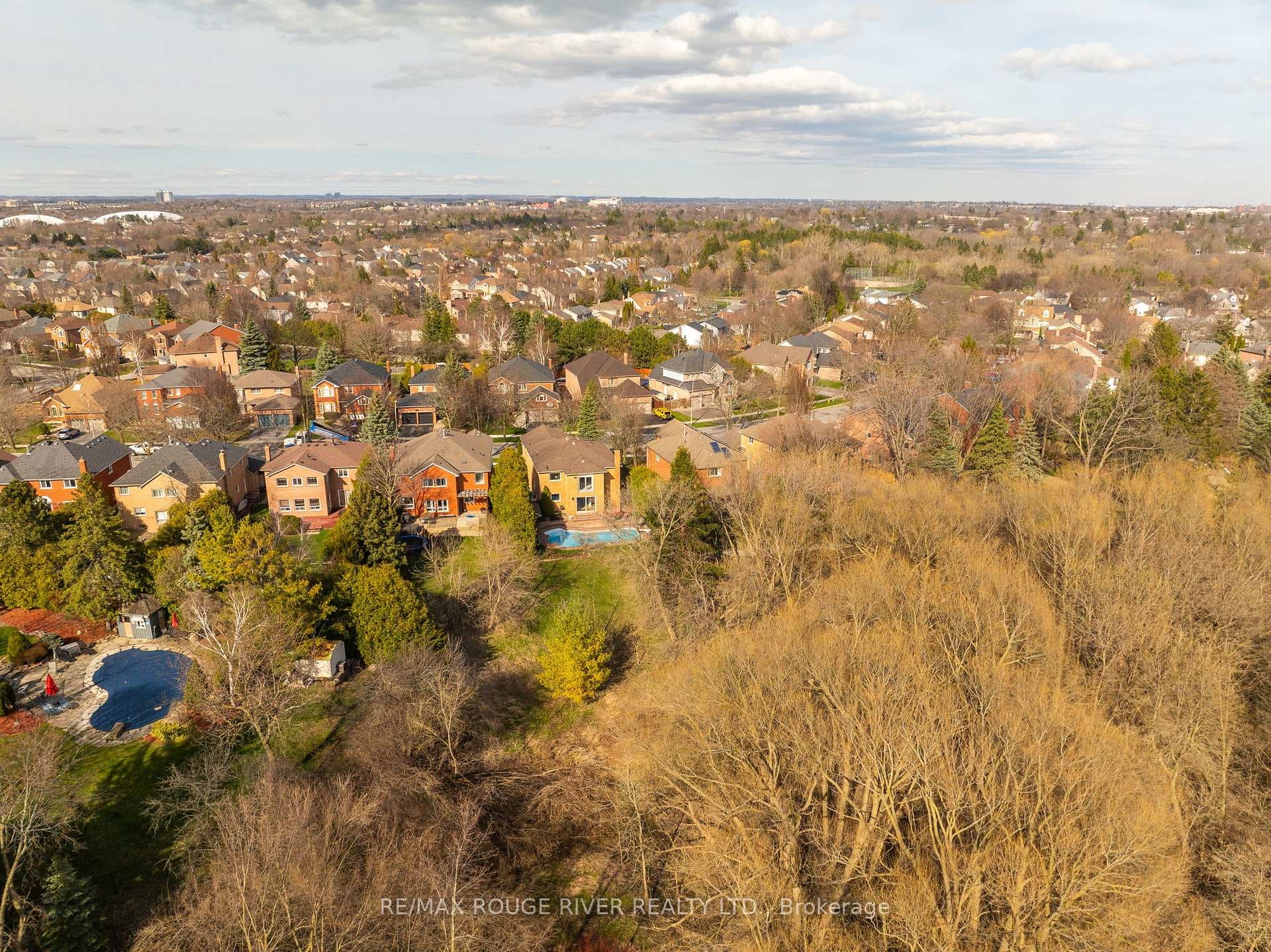 45 Kennett Drive photo 39