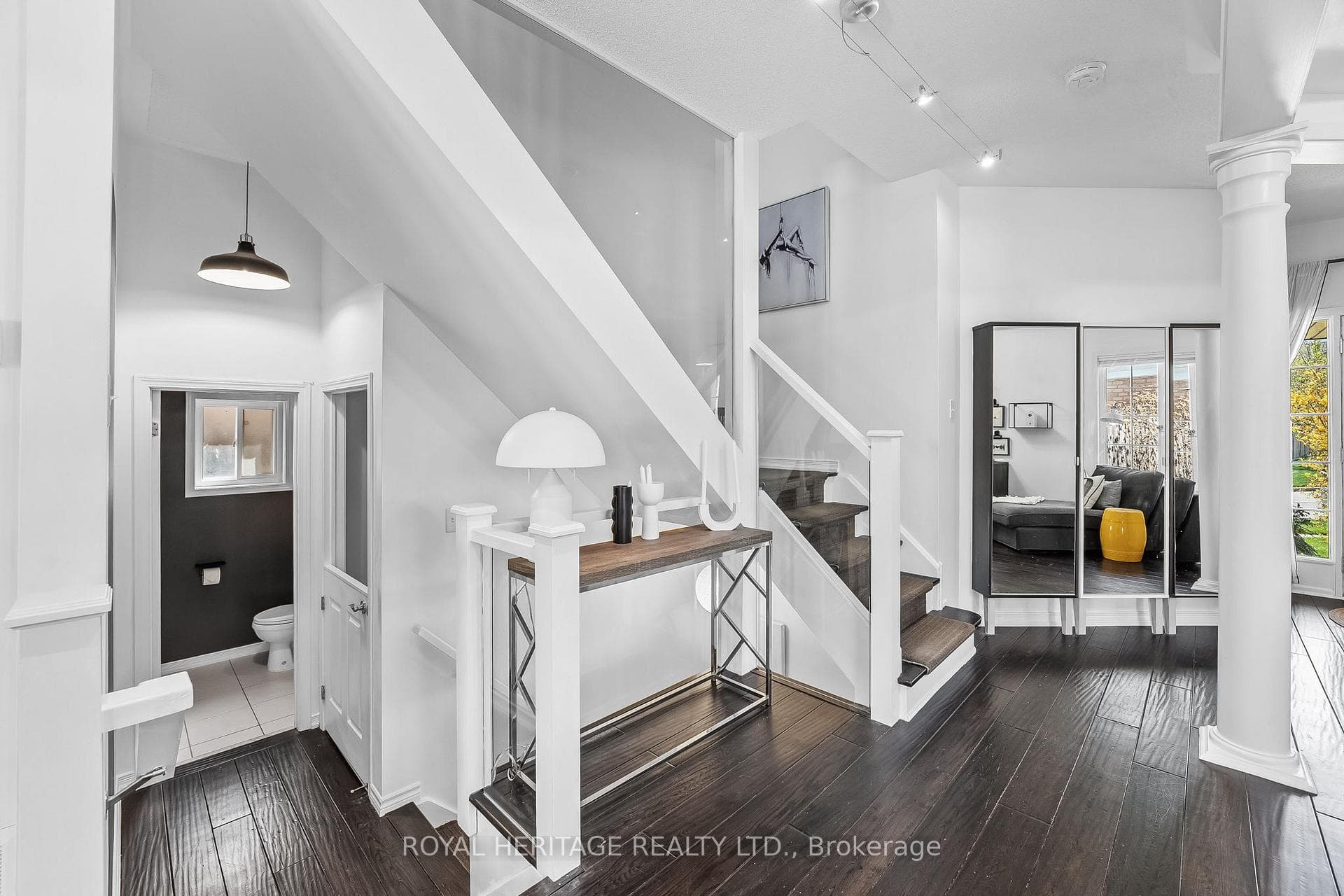 127 Laprade Square photo 16