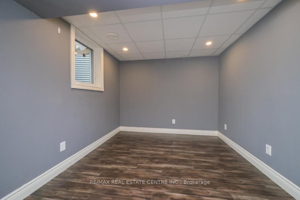 14 Borden Hill Court photo 27