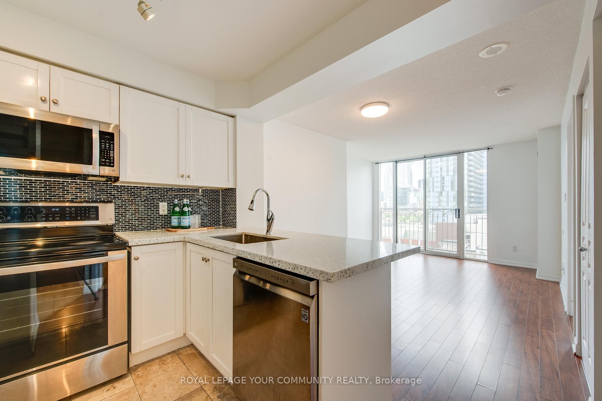 313 Richmond Street Unit 1262 photo 14