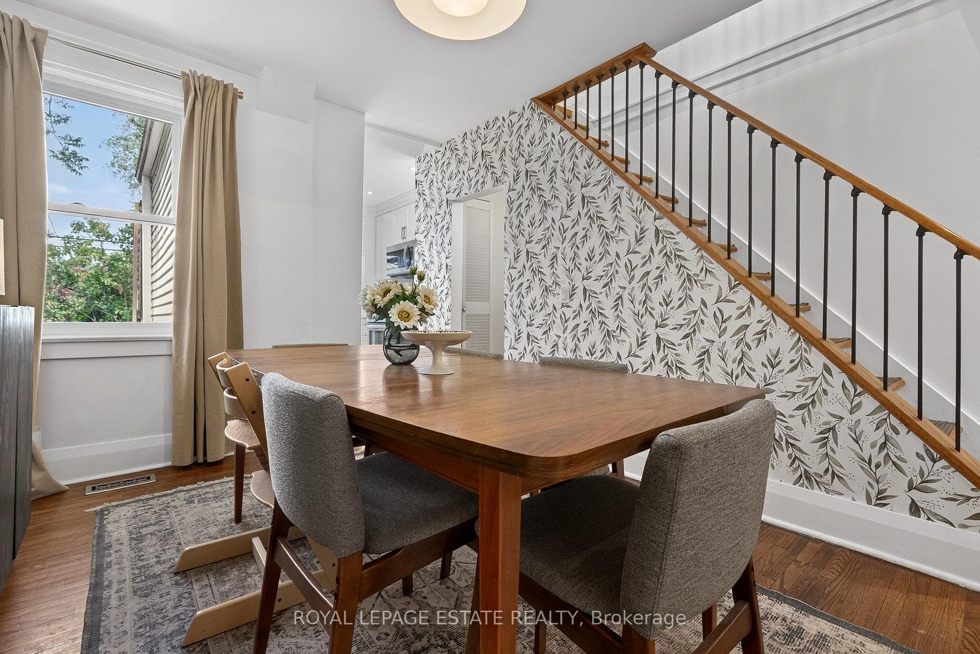 44 Bastedo Avenue photo 11