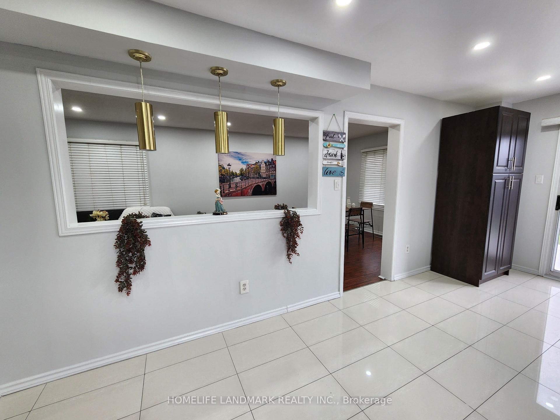 192 Torrance Woods N/A photo 9
