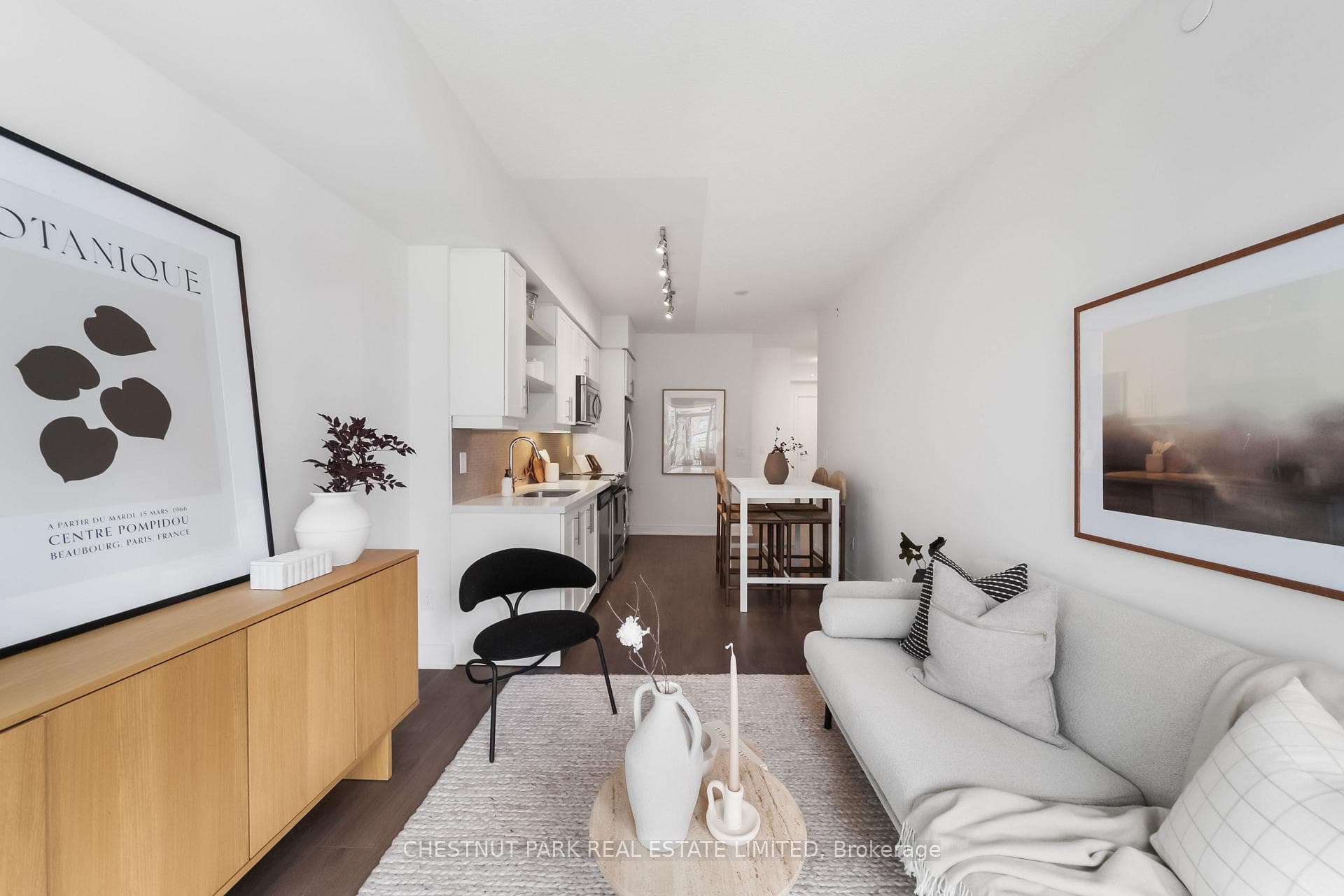 525 Adelaide Street Unit 923 photo 8