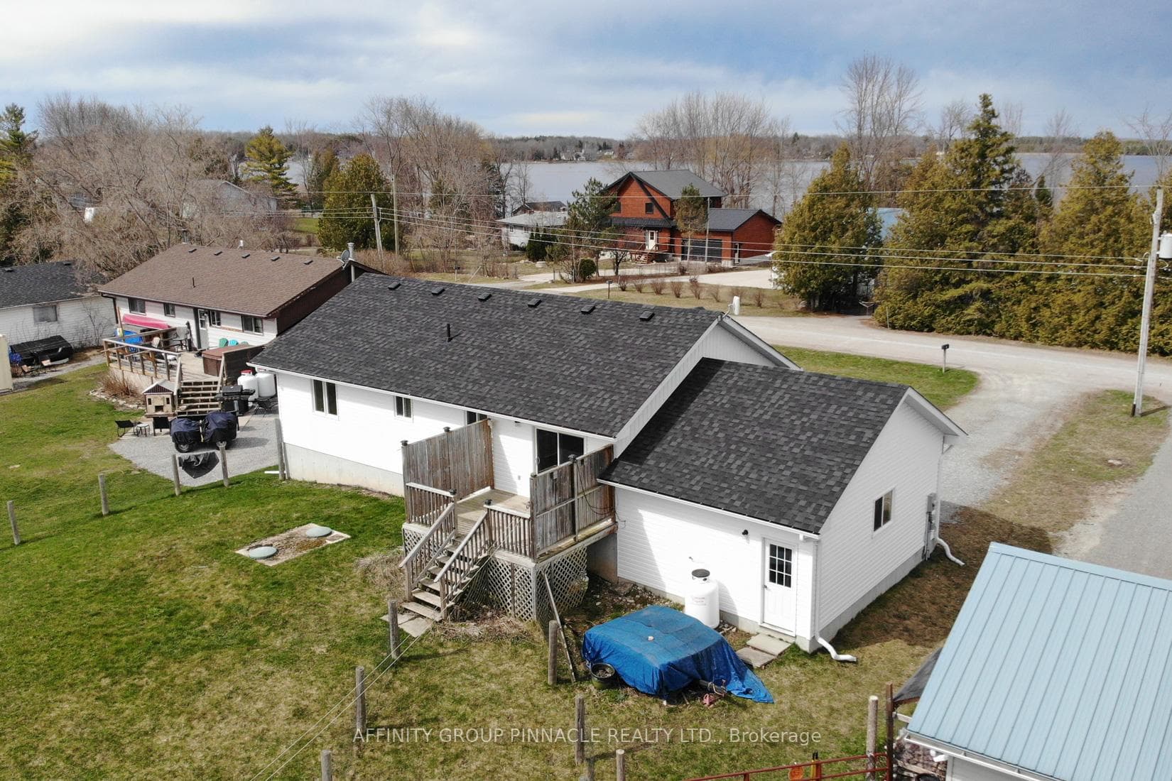 38 Laird Drive photo 8