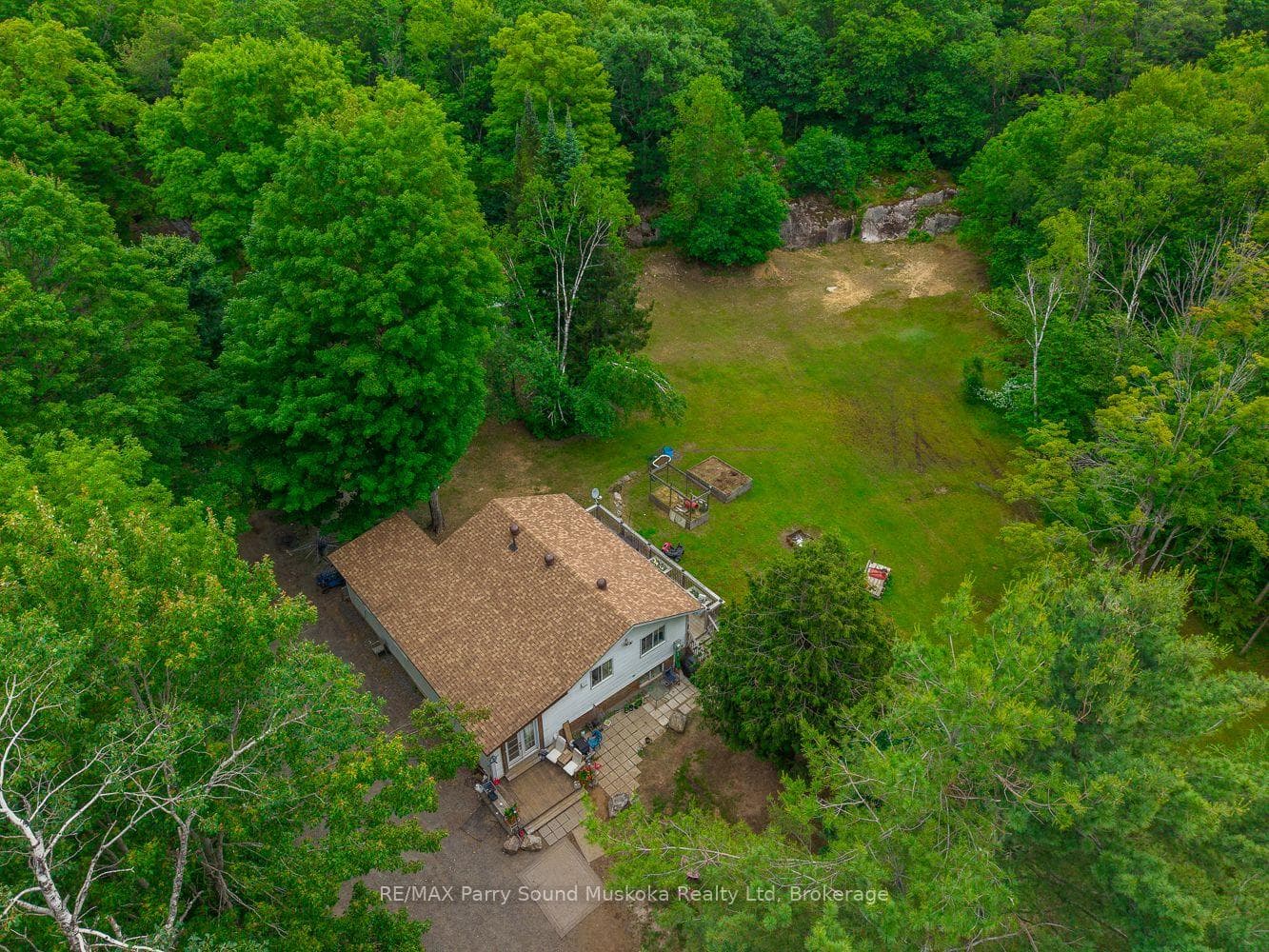 15 Toronto Lake Road photo 5