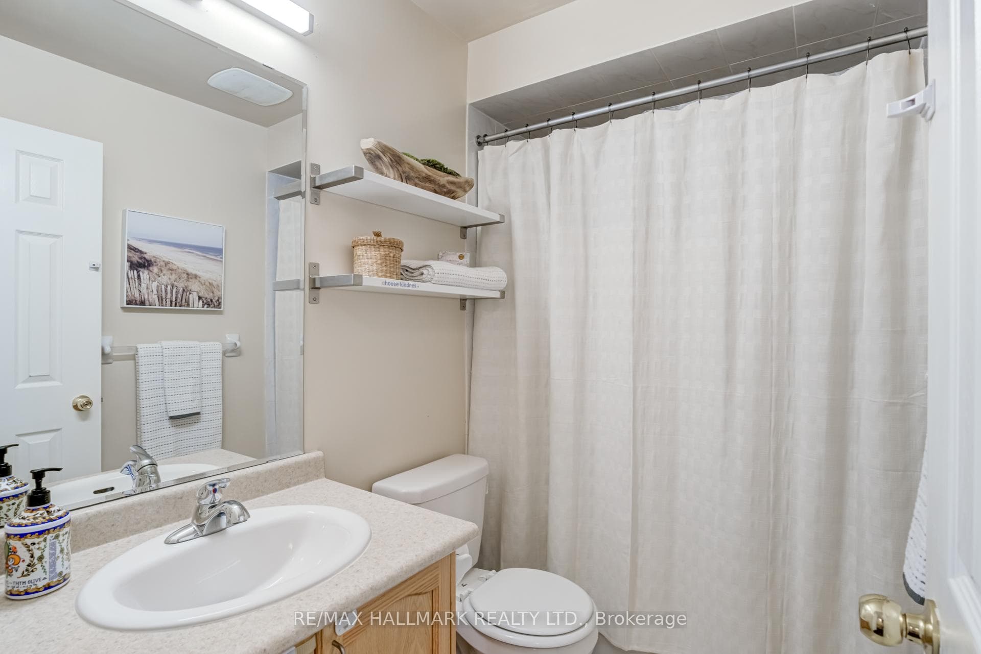 187 Hawkview Boulevard photo 40
